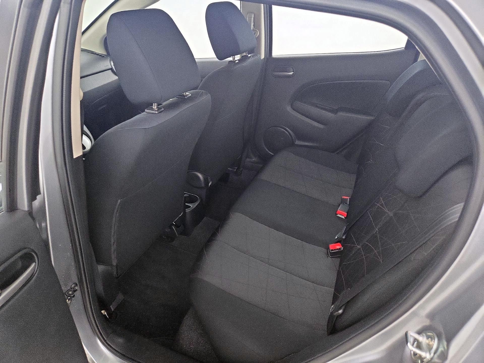 Thumbnail: 2014 Mazda Mazda2 - 18