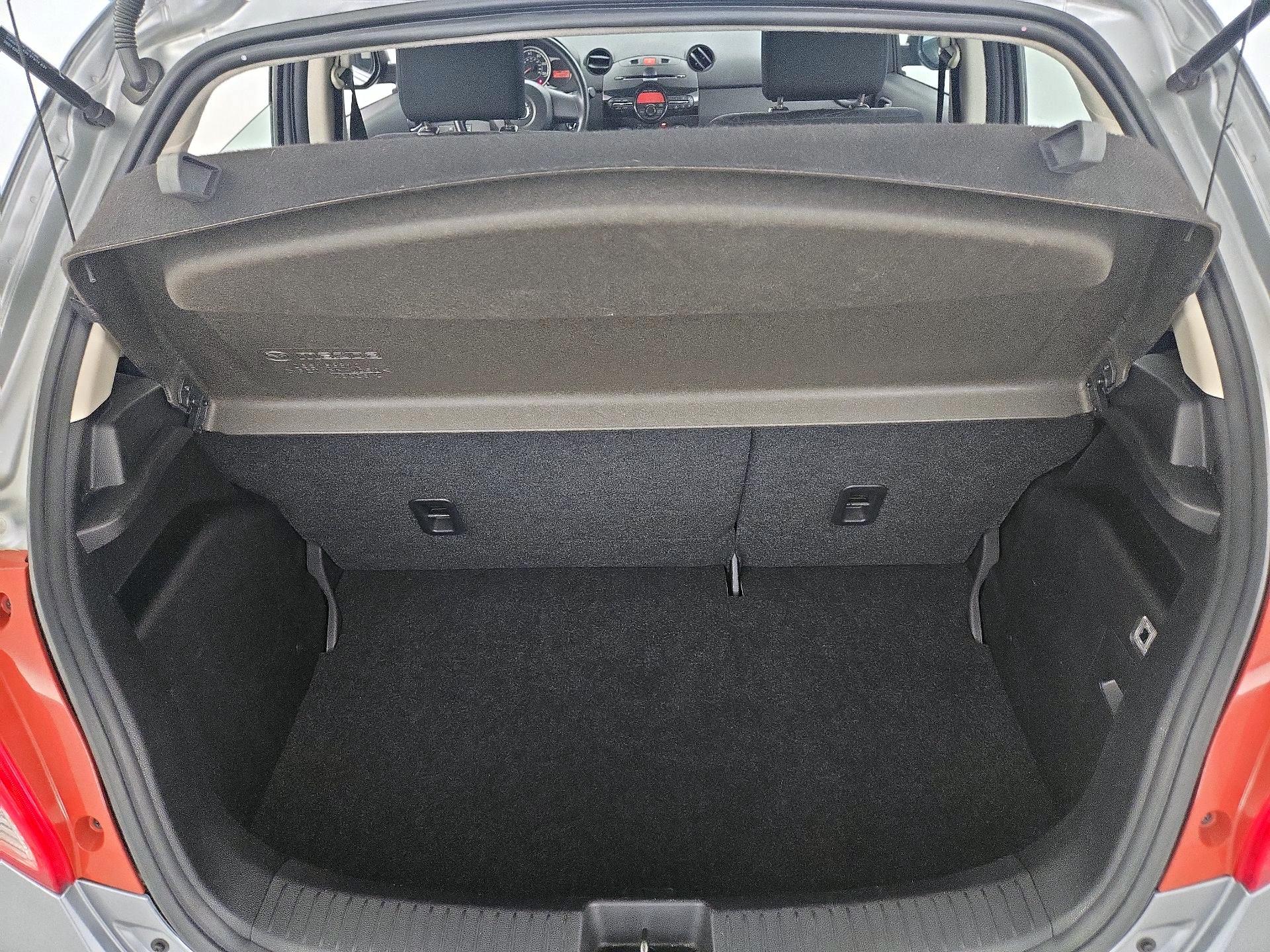 Thumbnail: 2014 Mazda Mazda2 - 19