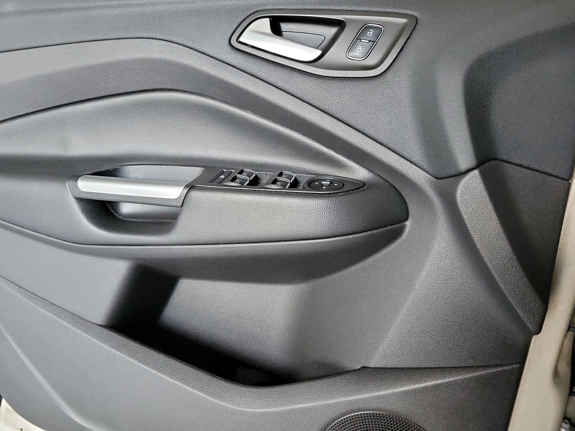 Thumbnail: 2017 Ford Escape - 12