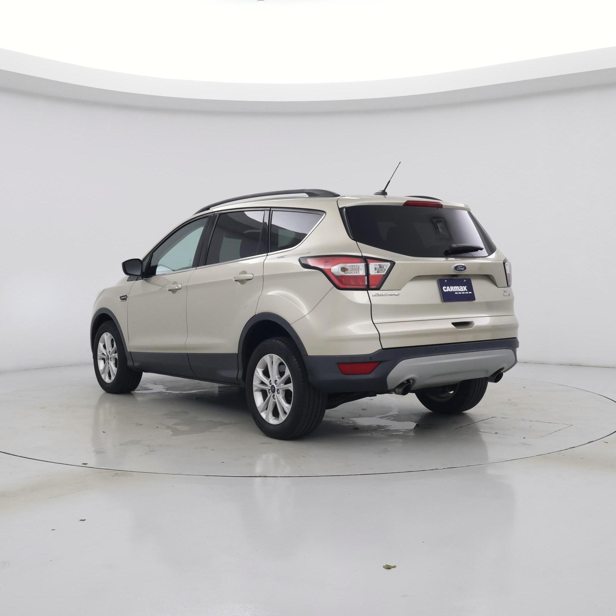 Thumbnail: 2017 Ford Escape - 2