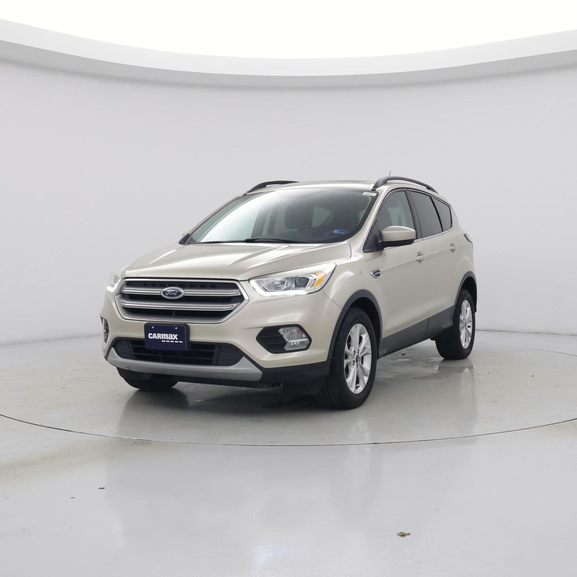 Thumbnail: 2017 Ford Escape - 4