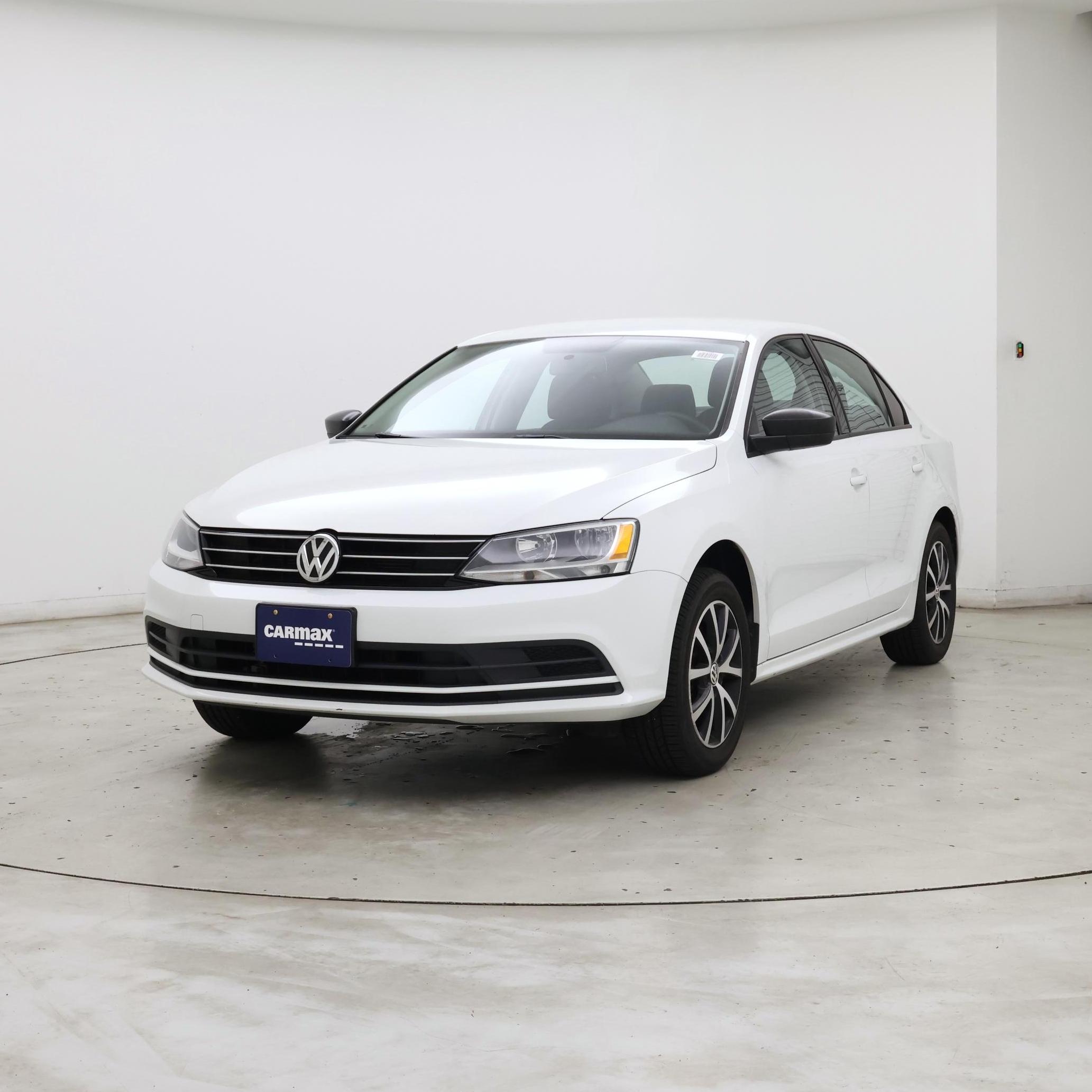 Thumbnail: 2016 Volkswagen Jetta - 4