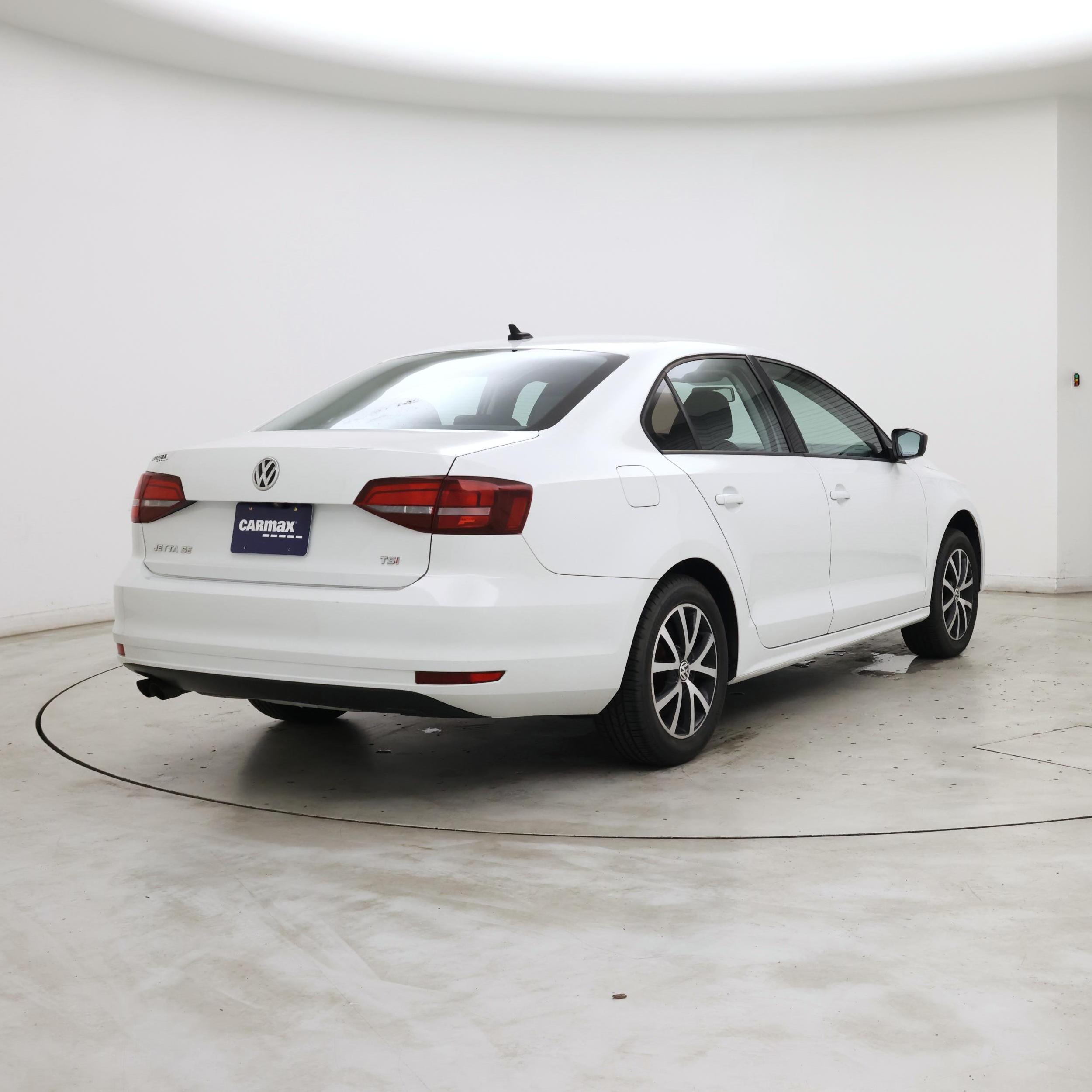 Thumbnail: 2016 Volkswagen Jetta - 8