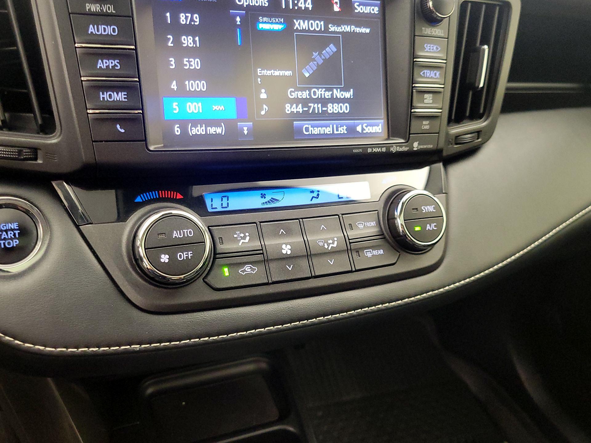 Thumbnail: 2018 Toyota RAV4 - 16