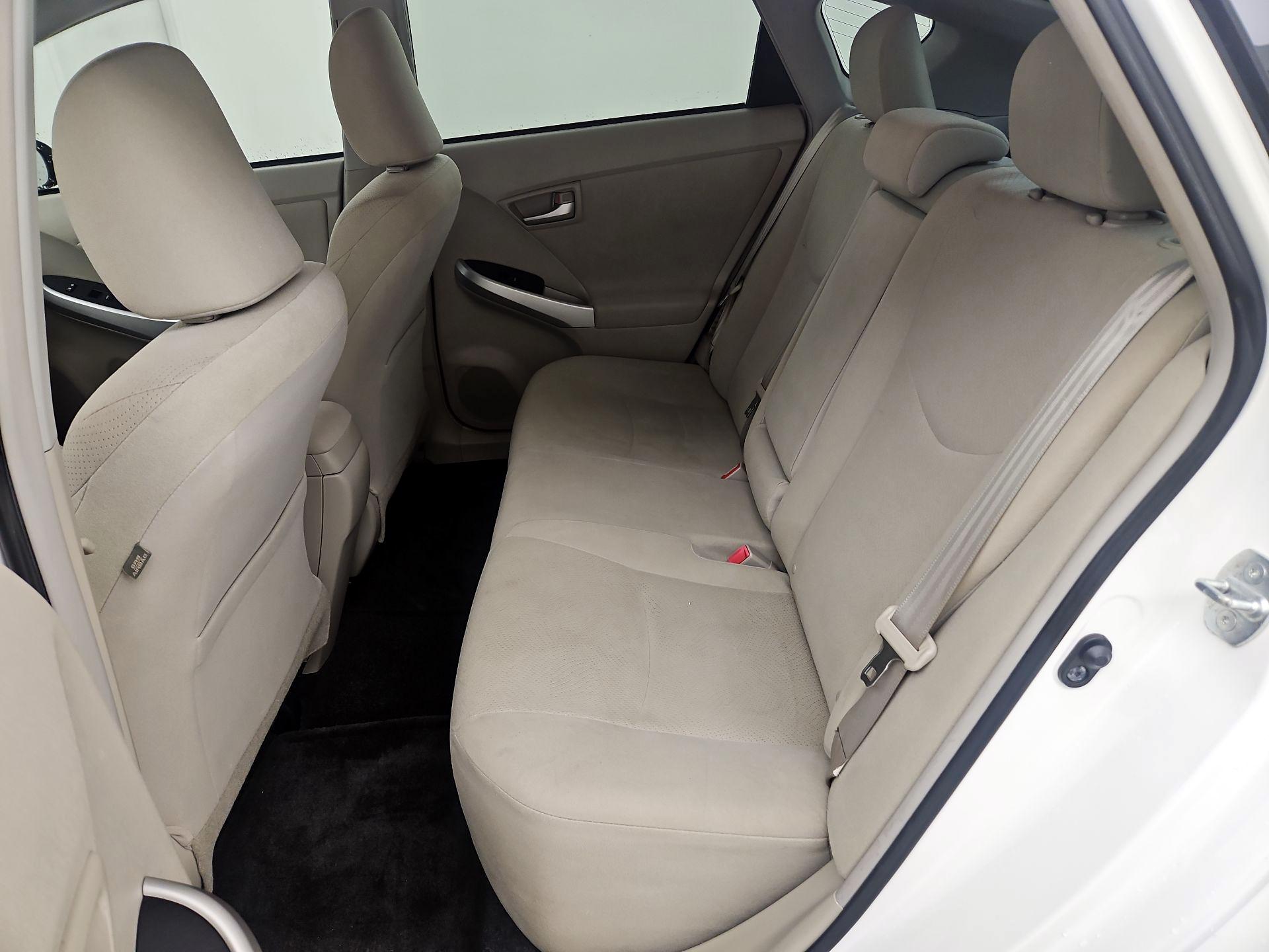 Thumbnail: 2014 Toyota Prius - 18