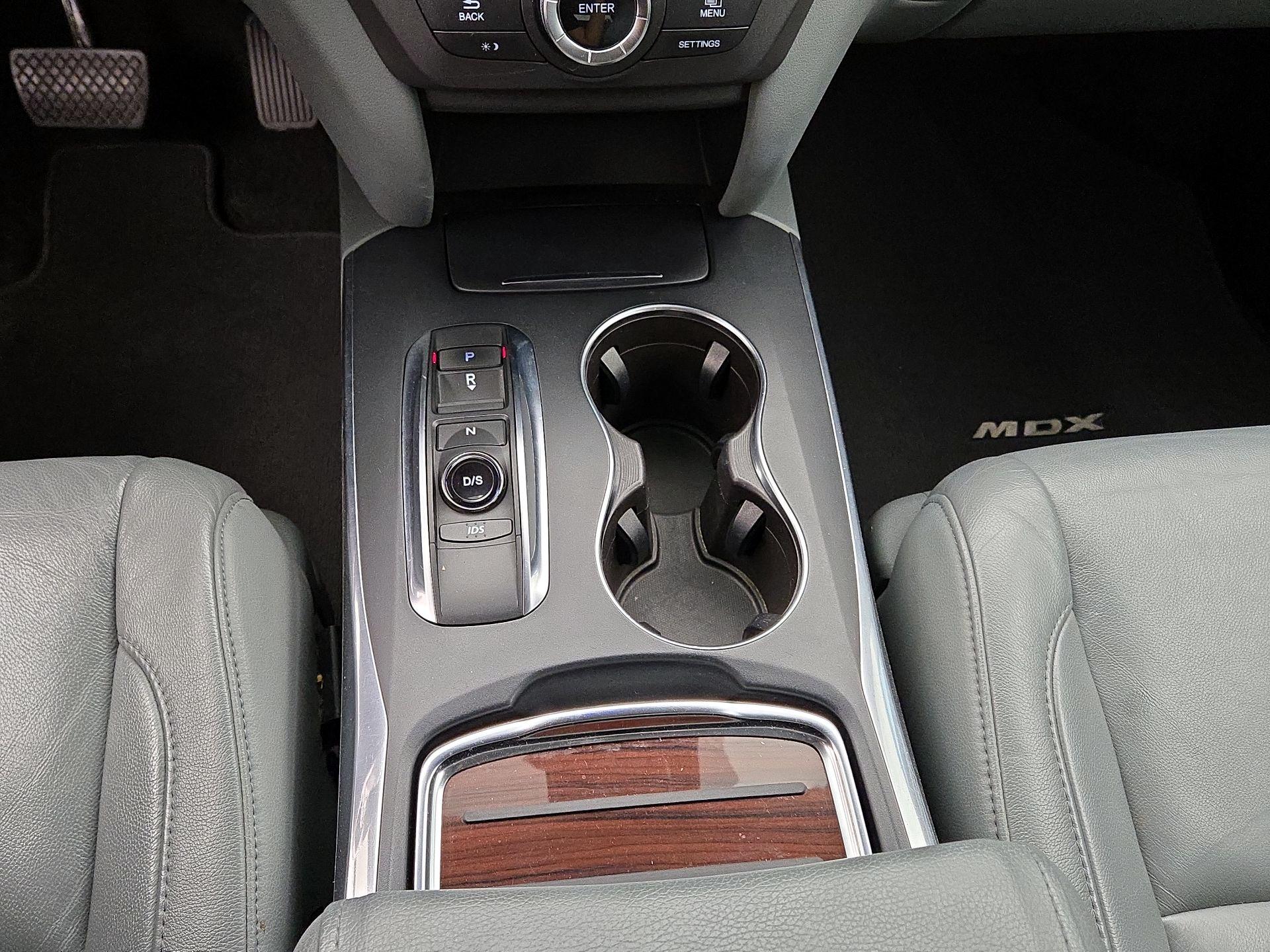 Thumbnail: 2016 Acura MDX - 16