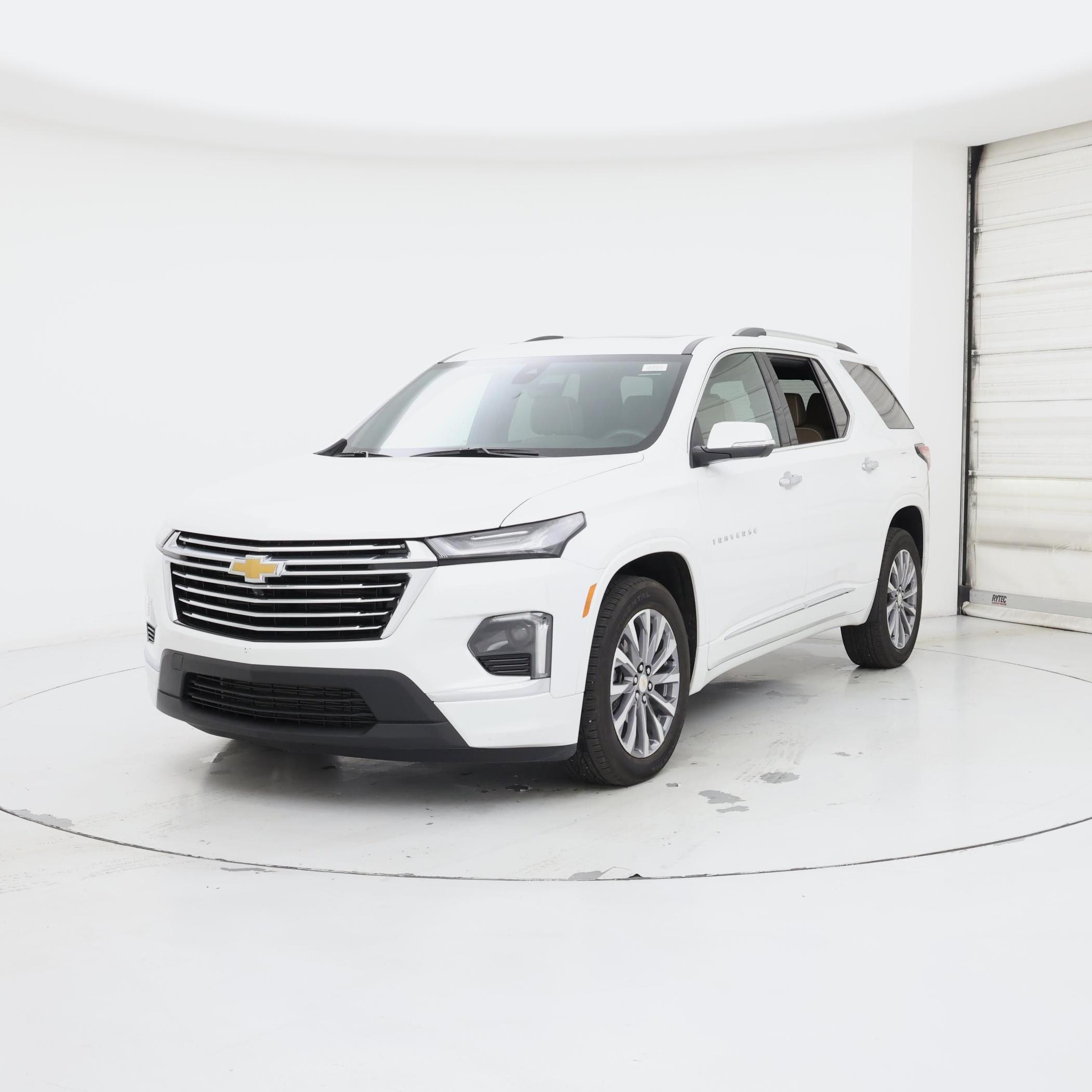 Thumbnail: 2023 Chevrolet Traverse - 4