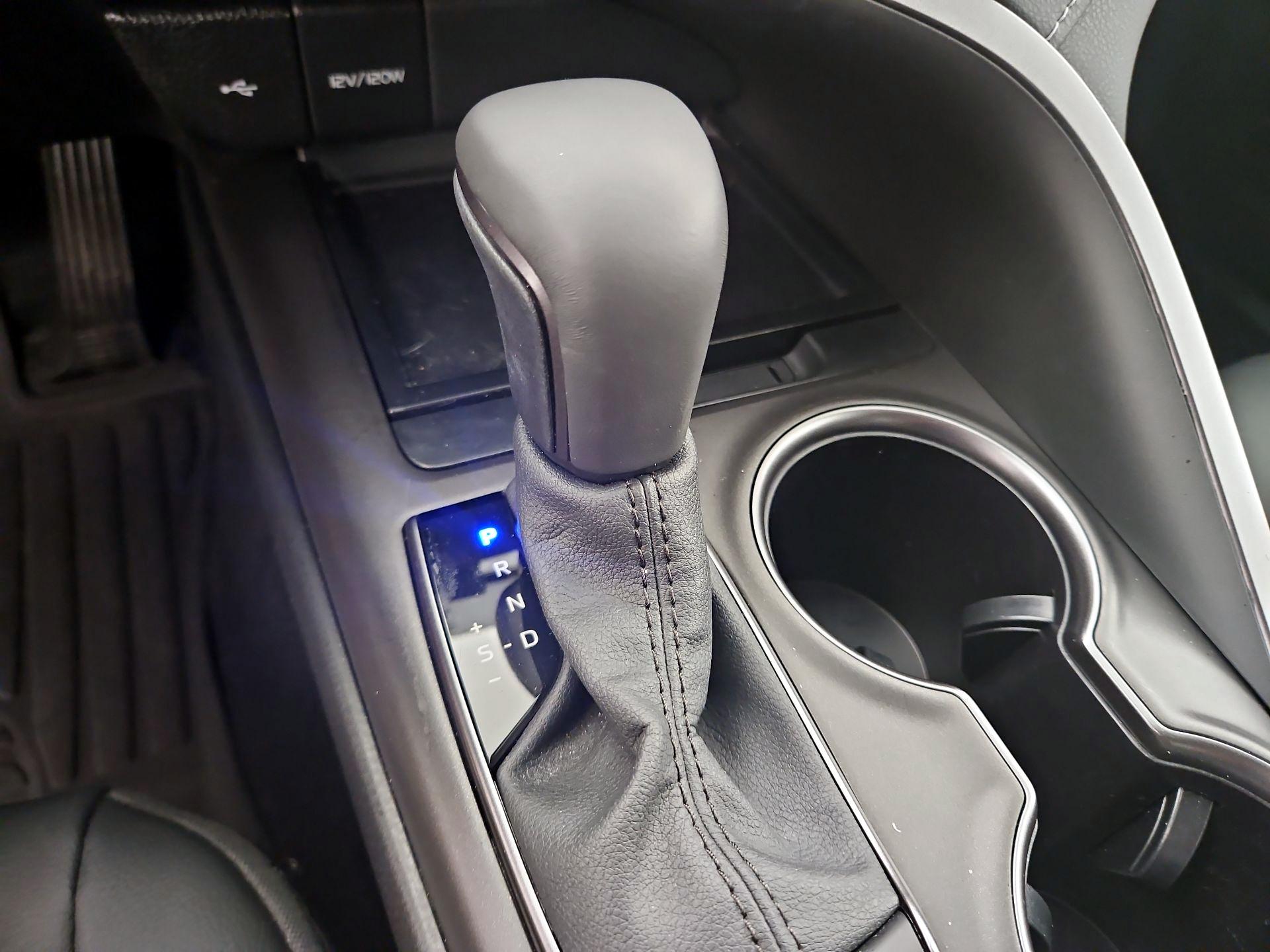 Thumbnail: 2024 Toyota Camry - 17
