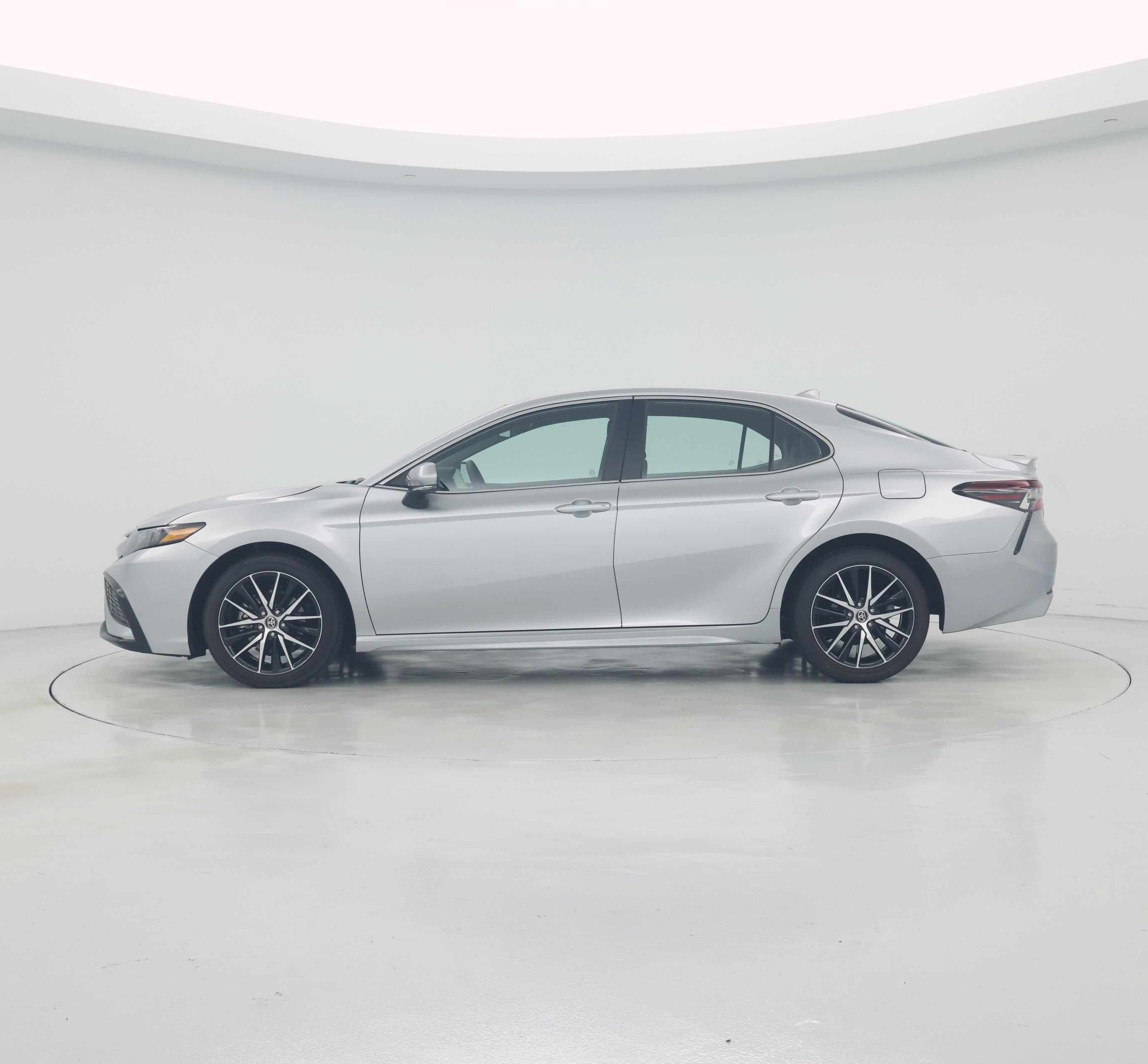 Thumbnail: 2024 Toyota Camry - 3