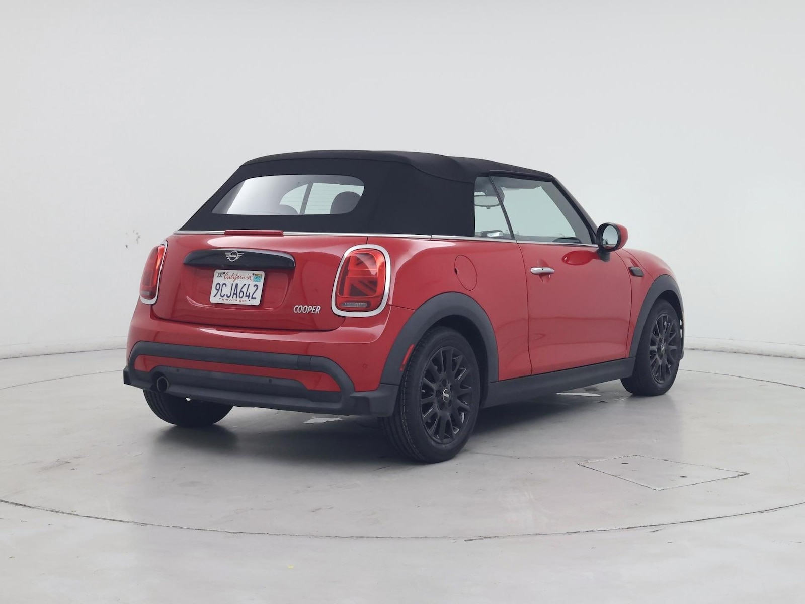 2023 MINI Convertible Base - Photo 9