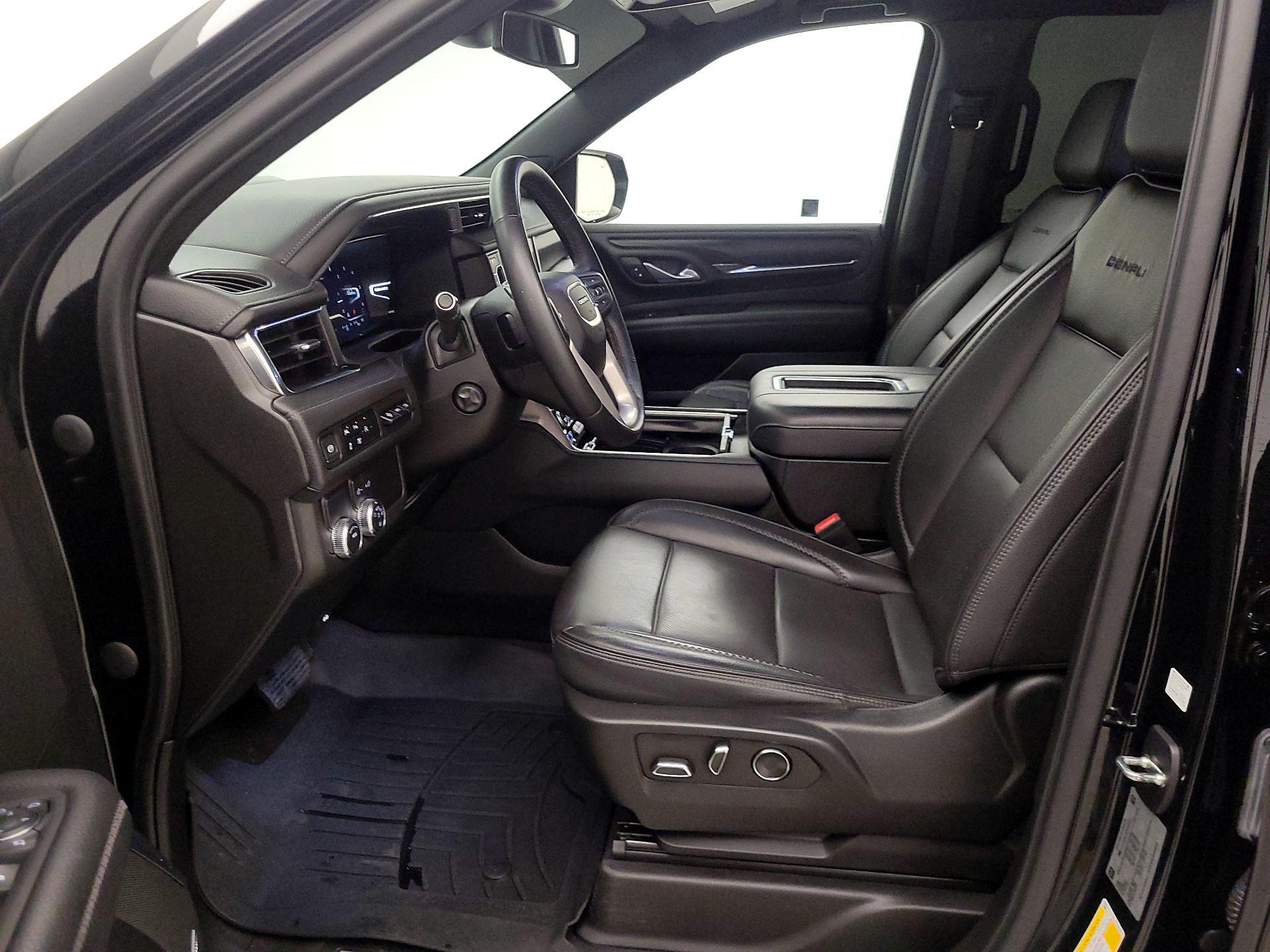 Thumbnail: 2023 GMC Yukon - 11