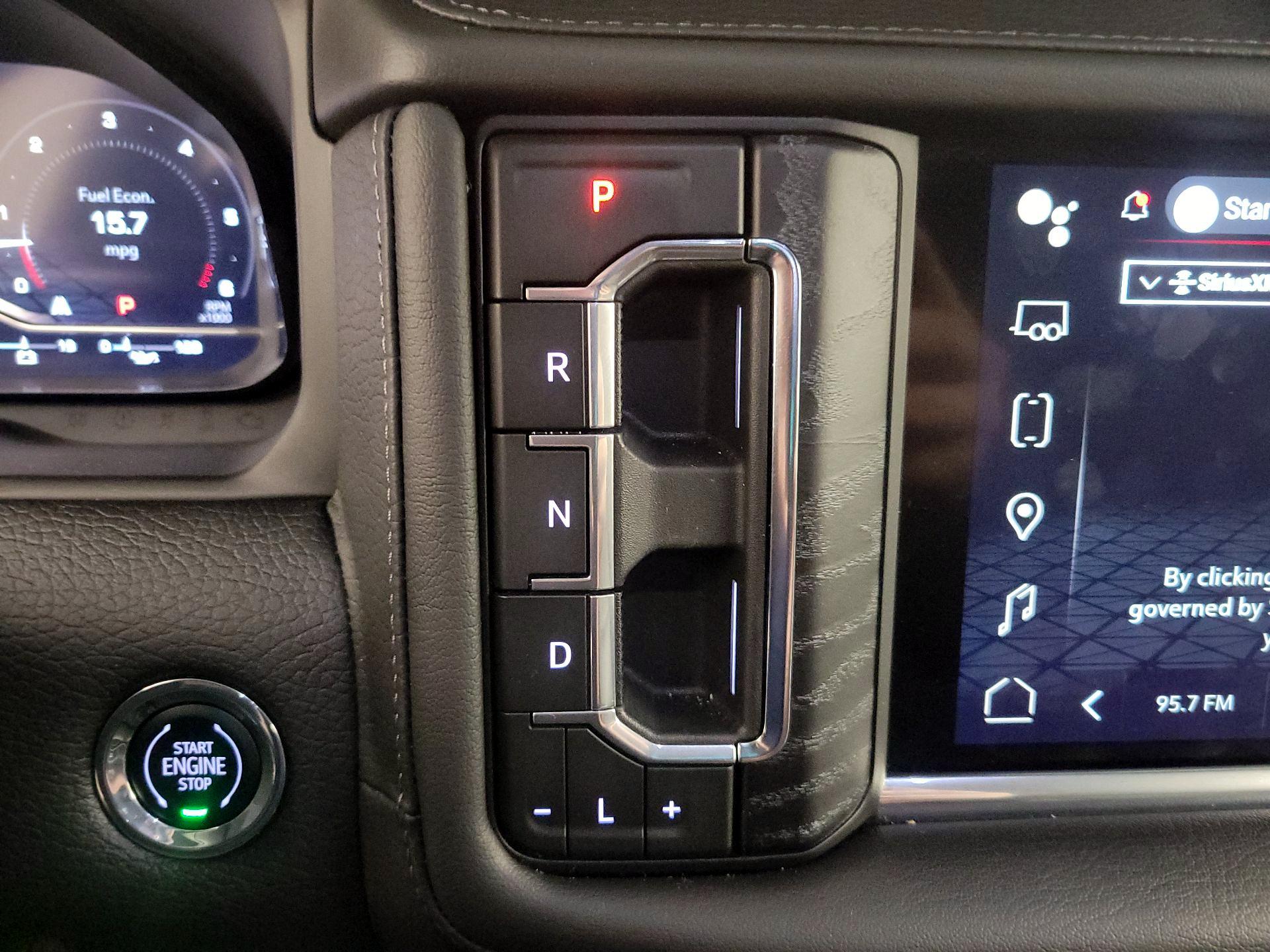 Thumbnail: 2023 GMC Yukon - 18