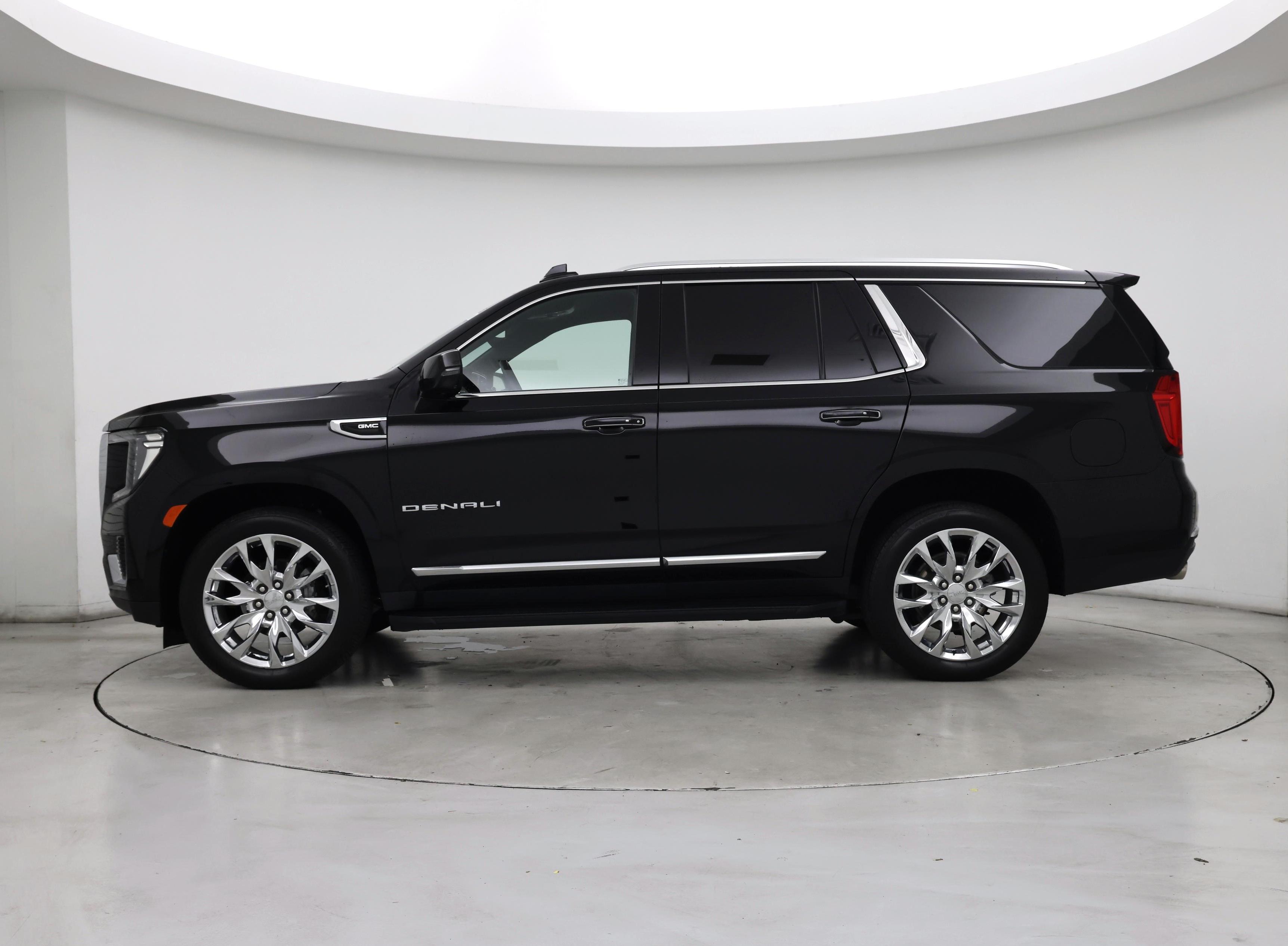 Thumbnail: 2023 GMC Yukon - 3