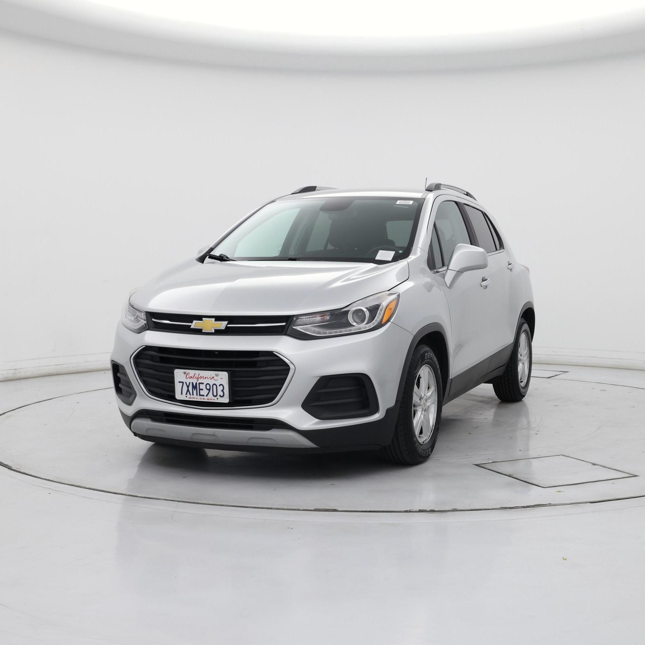 Thumbnail: 2017 Chevrolet Trax - 4