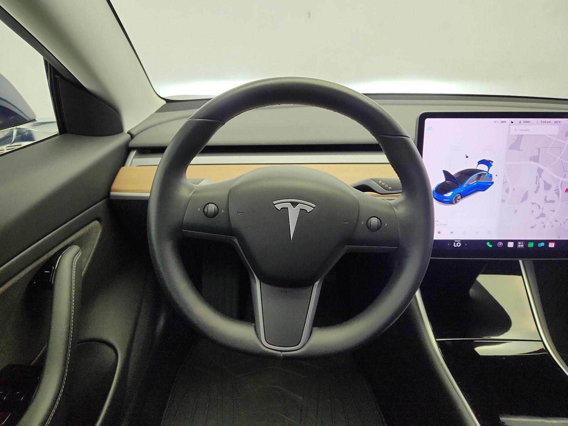Thumbnail: 2019 Tesla Model 3 - 10