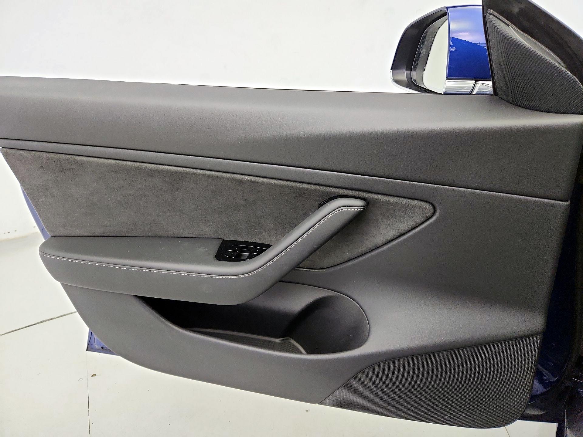 Thumbnail: 2019 Tesla Model 3 - 12