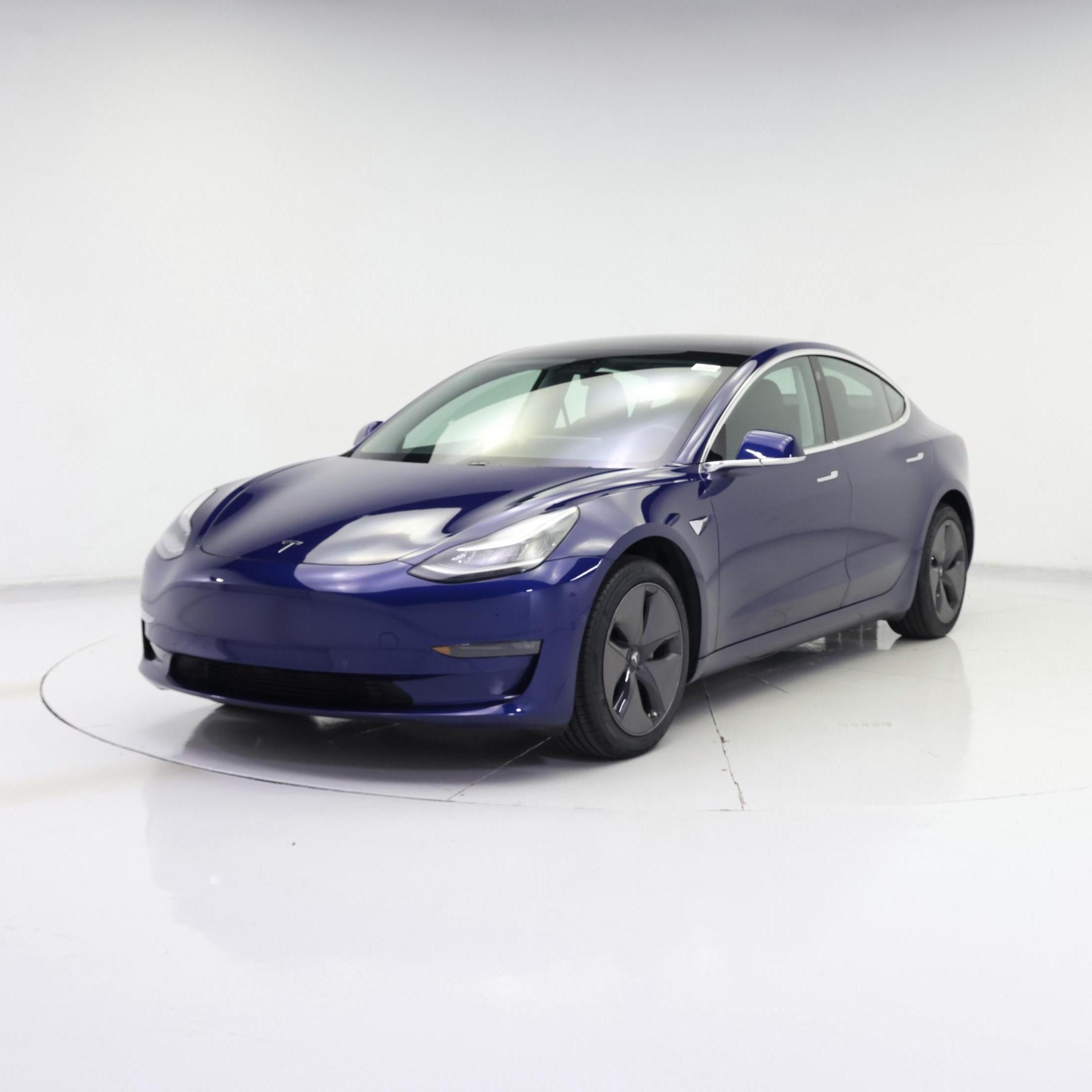 Thumbnail: 2019 Tesla Model 3 - 4