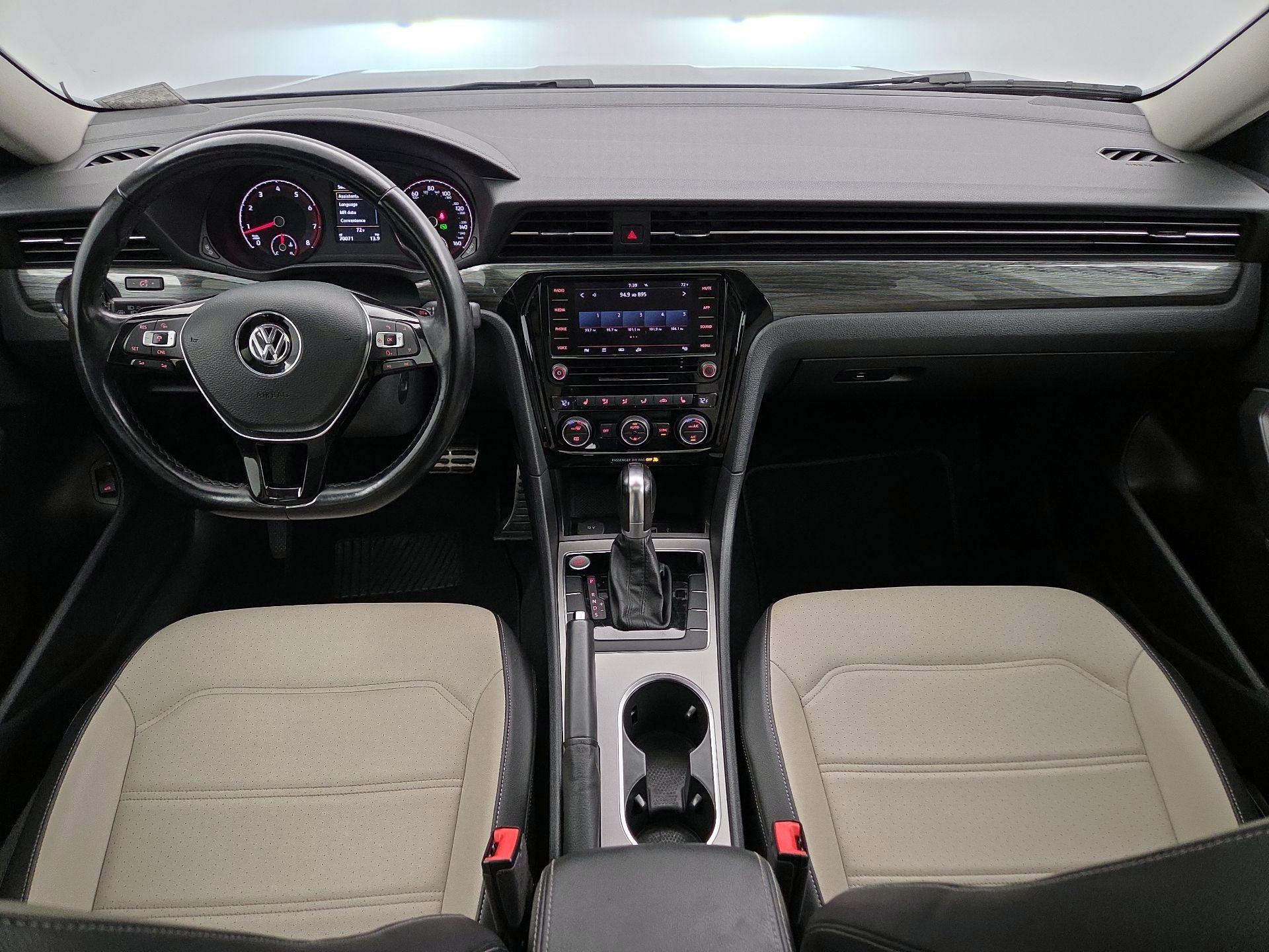 Thumbnail: 2020 Volkswagen Passat - 9