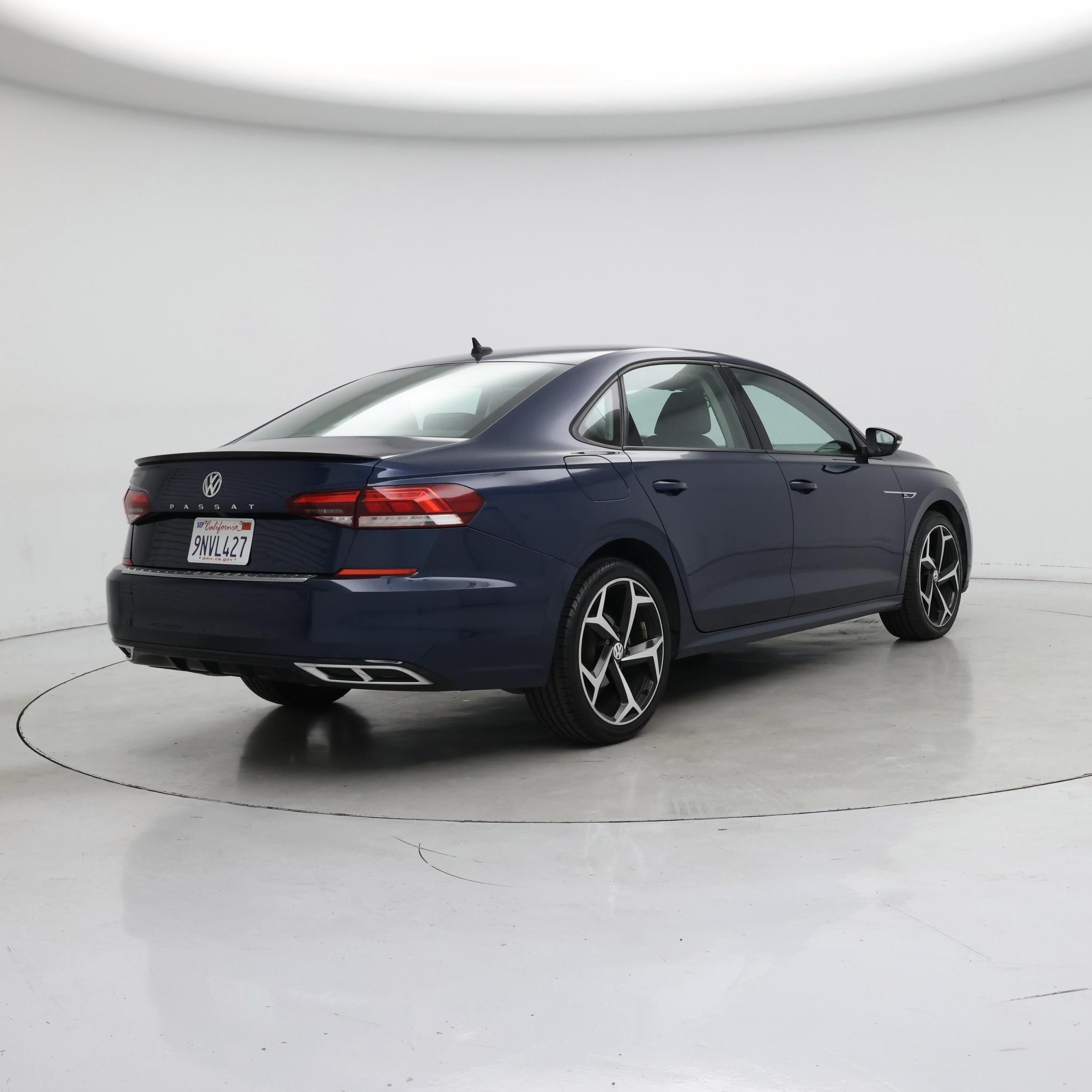 Thumbnail: 2020 Volkswagen Passat - 8