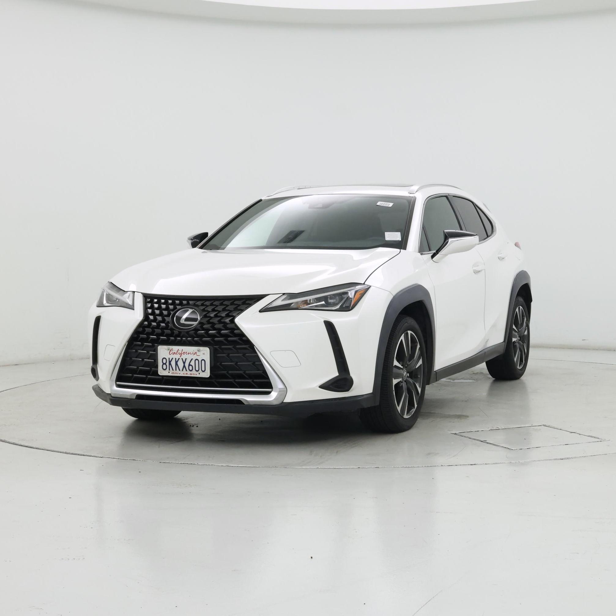 Thumbnail: 2019 Lexus UX - 4