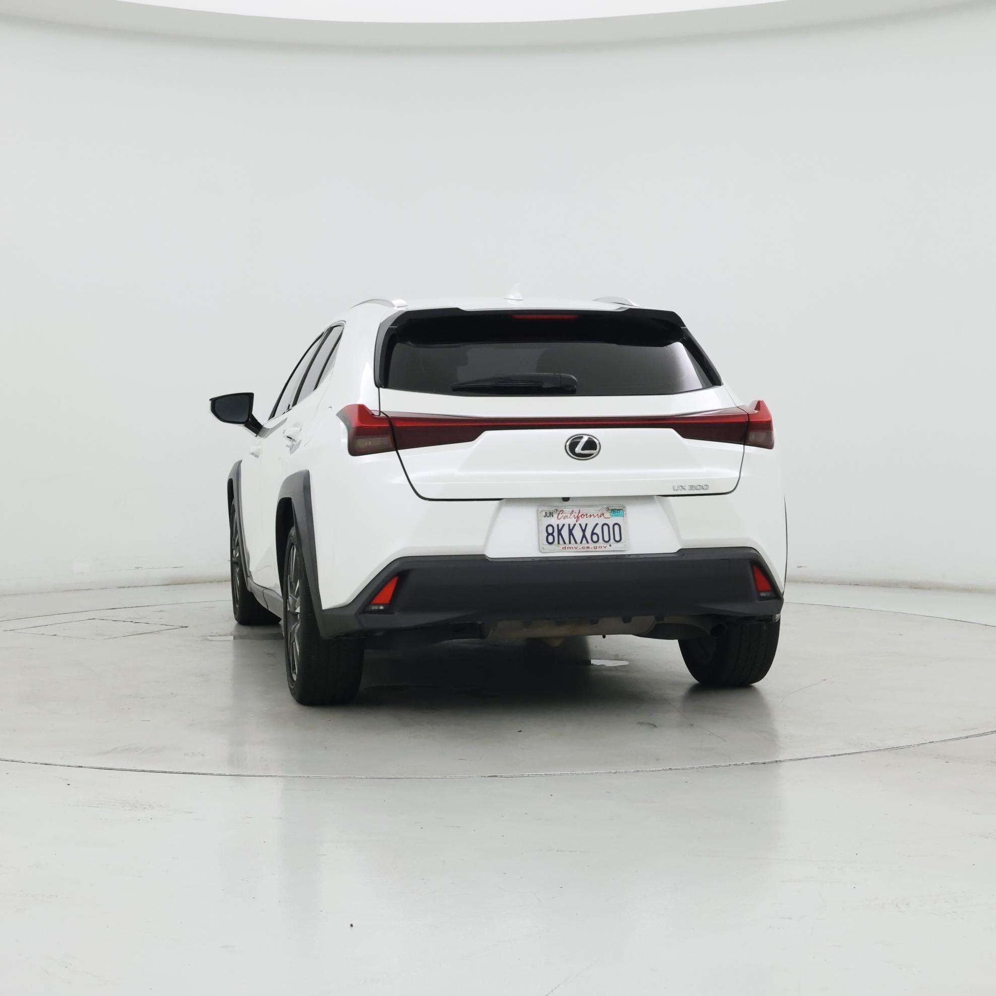 Thumbnail: 2019 Lexus UX - 6