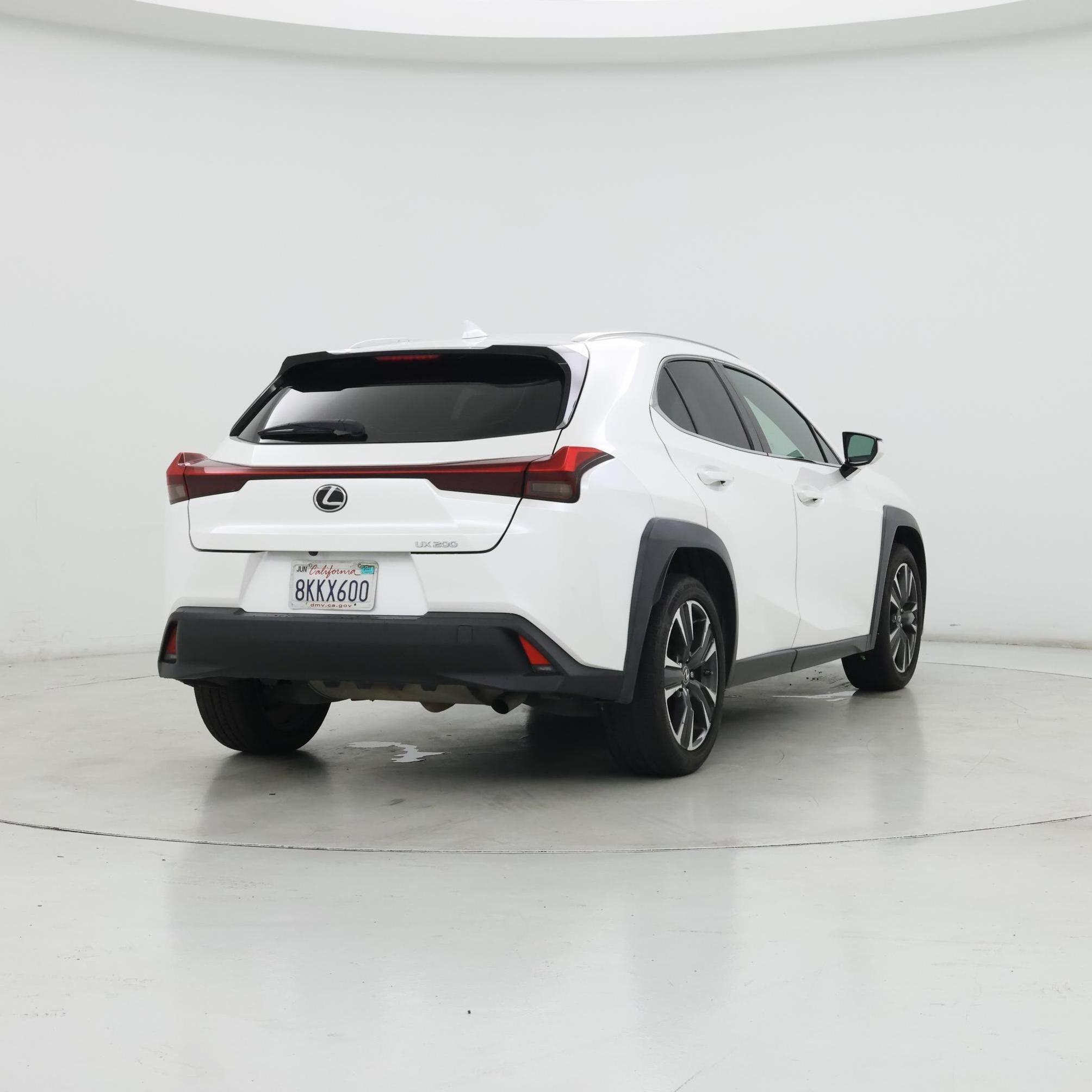 Thumbnail: 2019 Lexus UX - 8