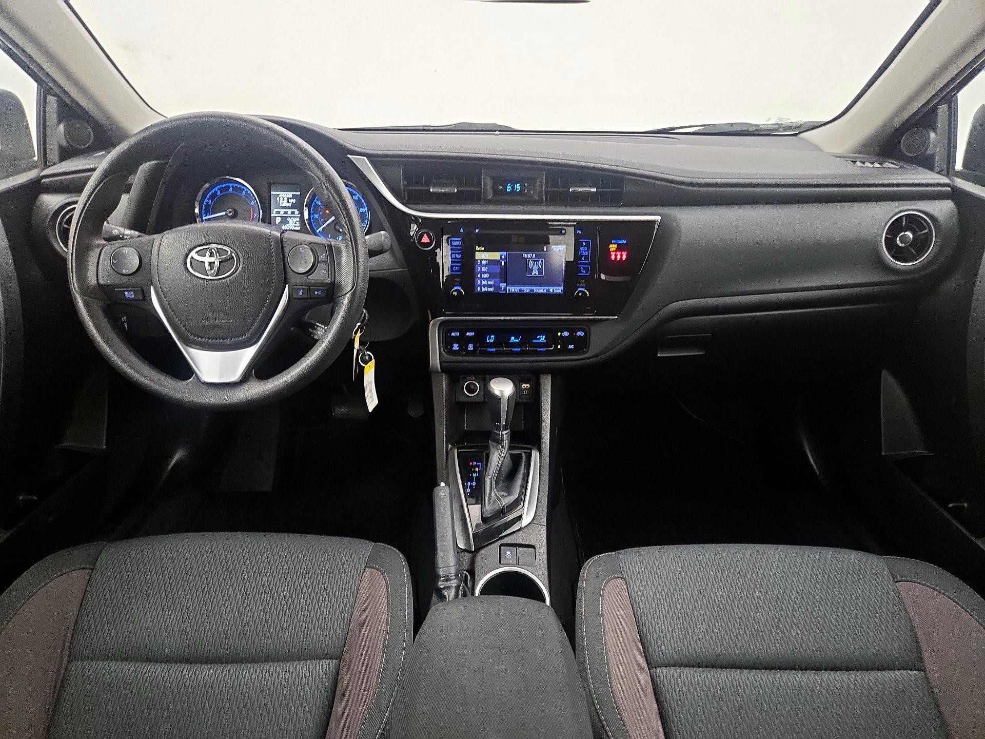 Thumbnail: 2018 Toyota Corolla - 9