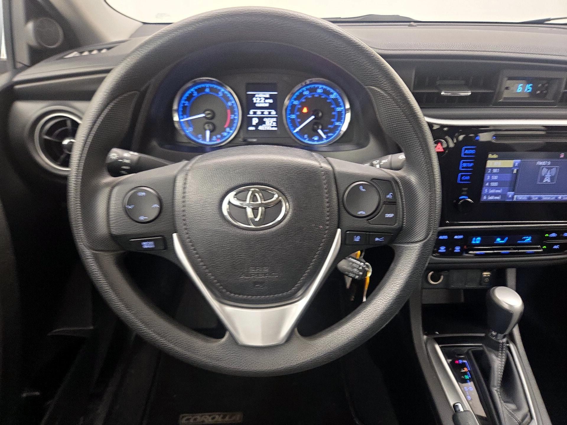 Thumbnail: 2018 Toyota Corolla - 10