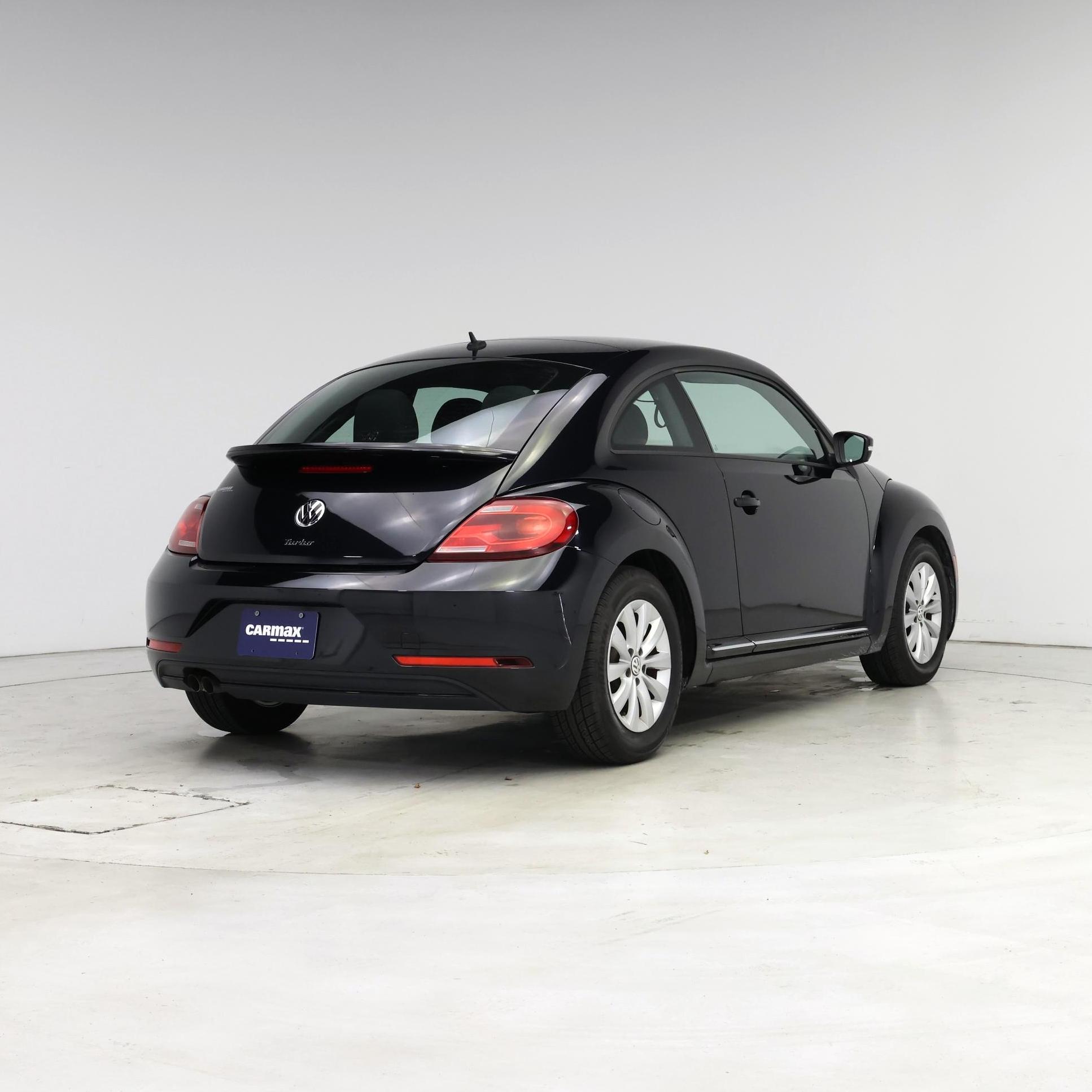Thumbnail: 2019 Volkswagen Beetle - 8
