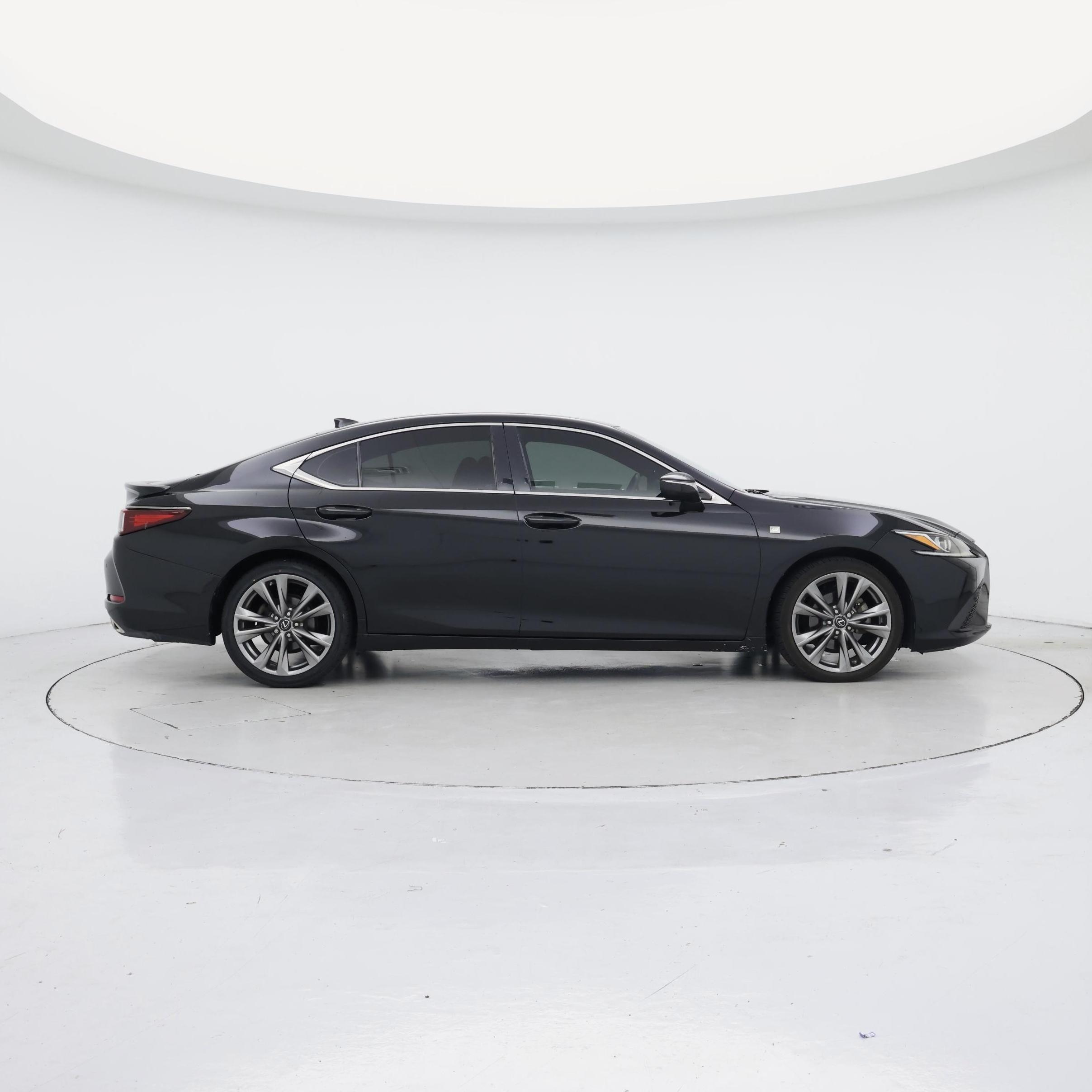 Thumbnail: 2020 Lexus ES - 7