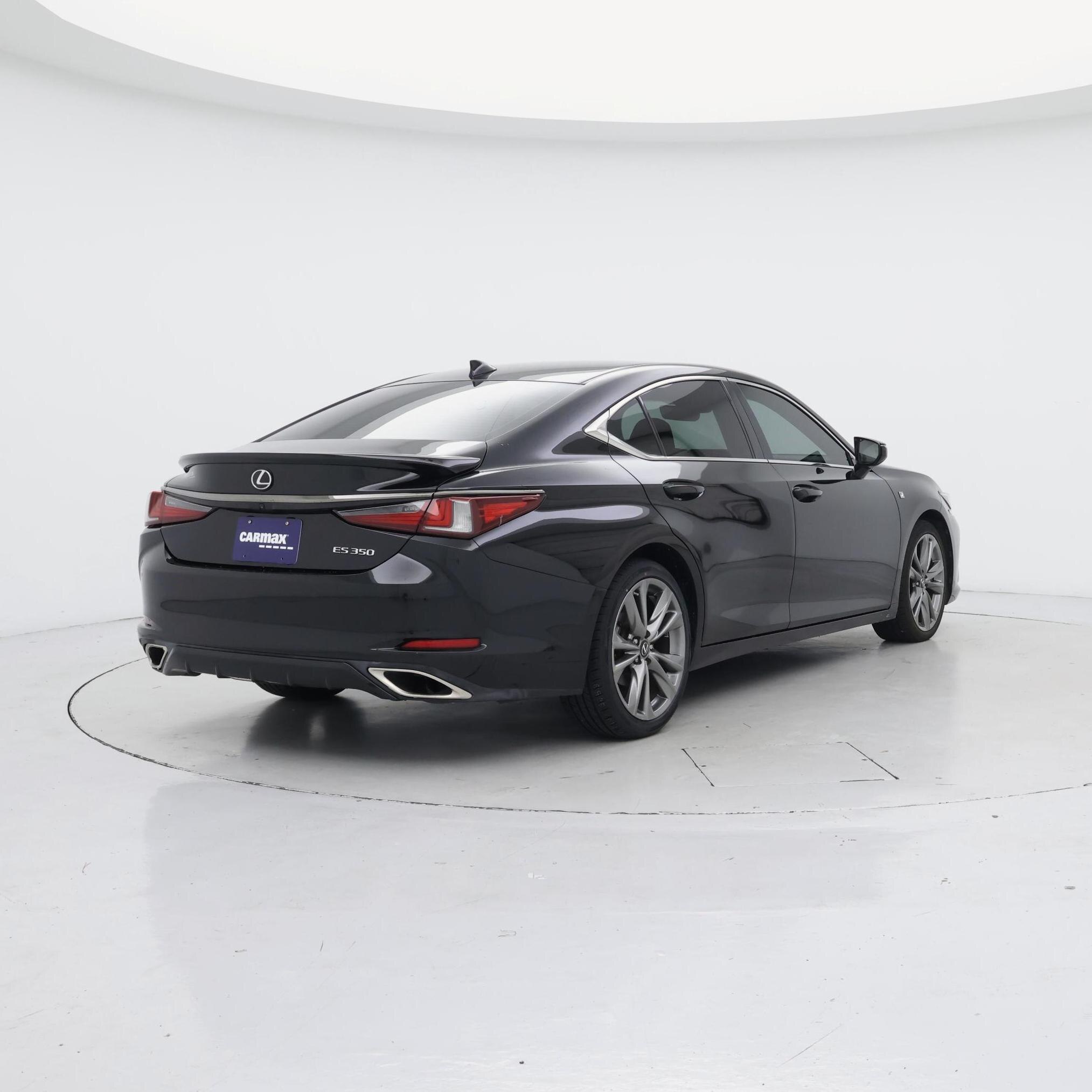 Thumbnail: 2020 Lexus ES - 8
