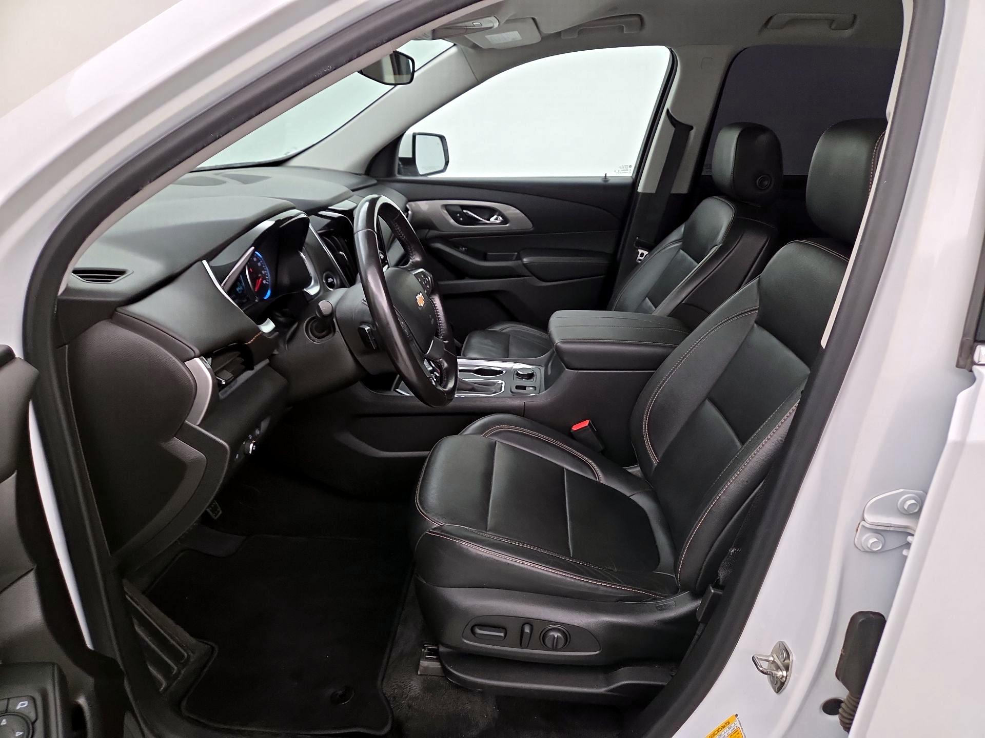 Thumbnail: 2019 Chevrolet Traverse - 11