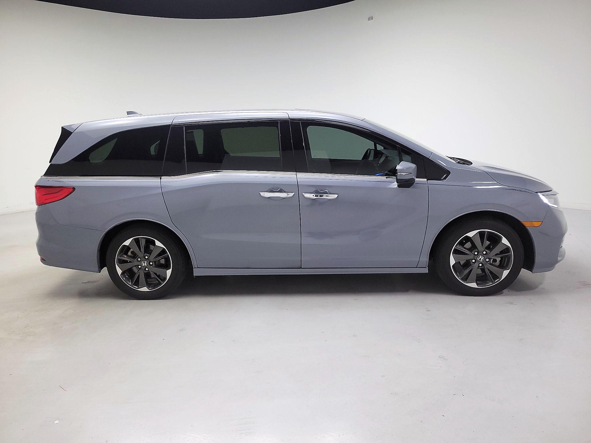 Thumbnail: 2023 Honda Odyssey - 4