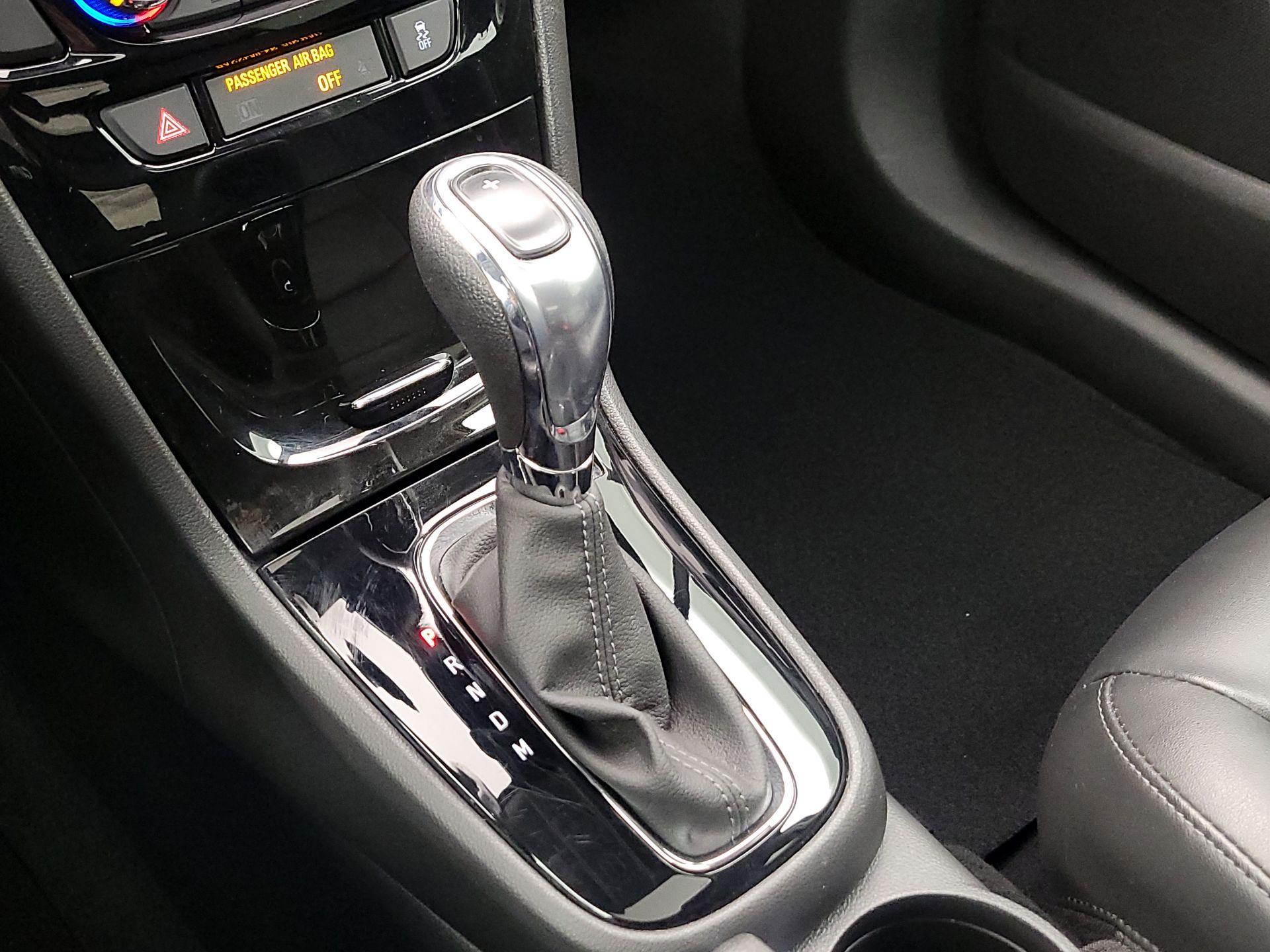 Thumbnail: 2019 Buick Encore - 17
