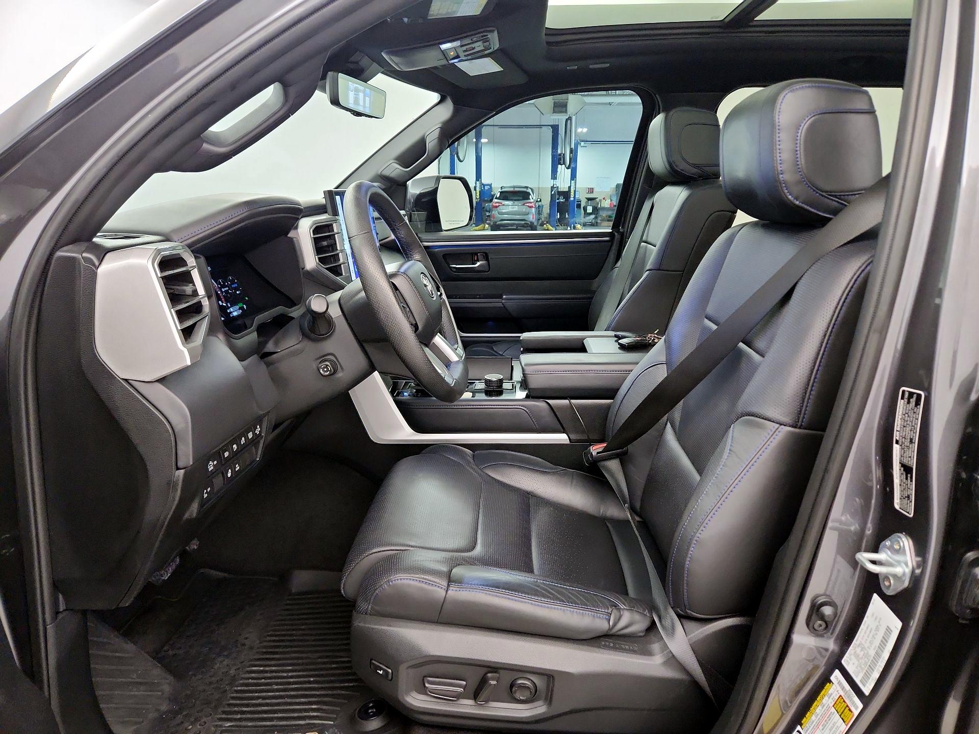 Thumbnail: 2022 Toyota Tundra - 11