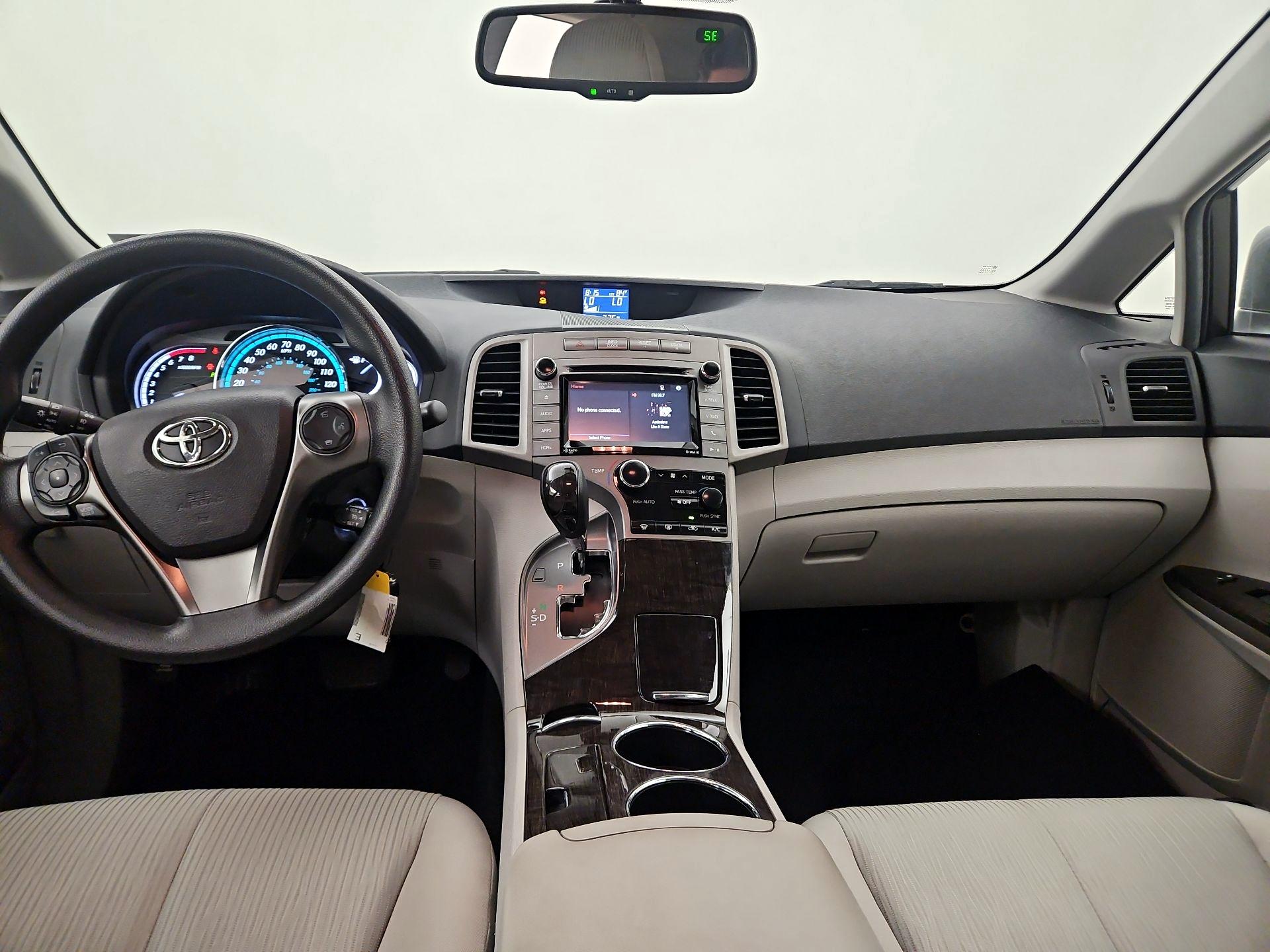 Thumbnail: 2015 Toyota Venza - 9