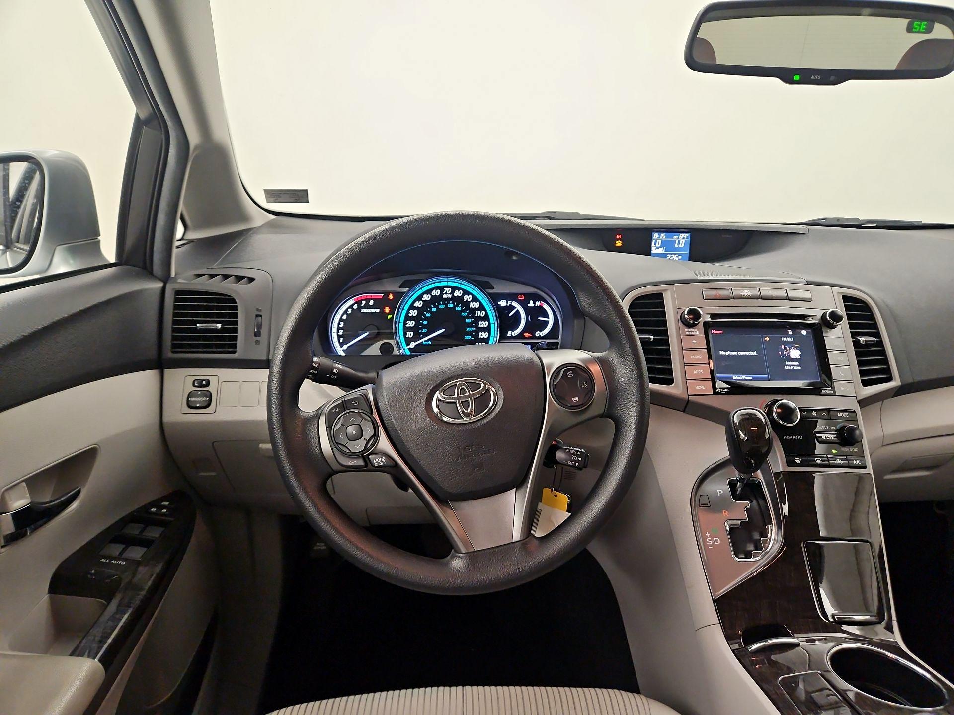 Thumbnail: 2015 Toyota Venza - 10