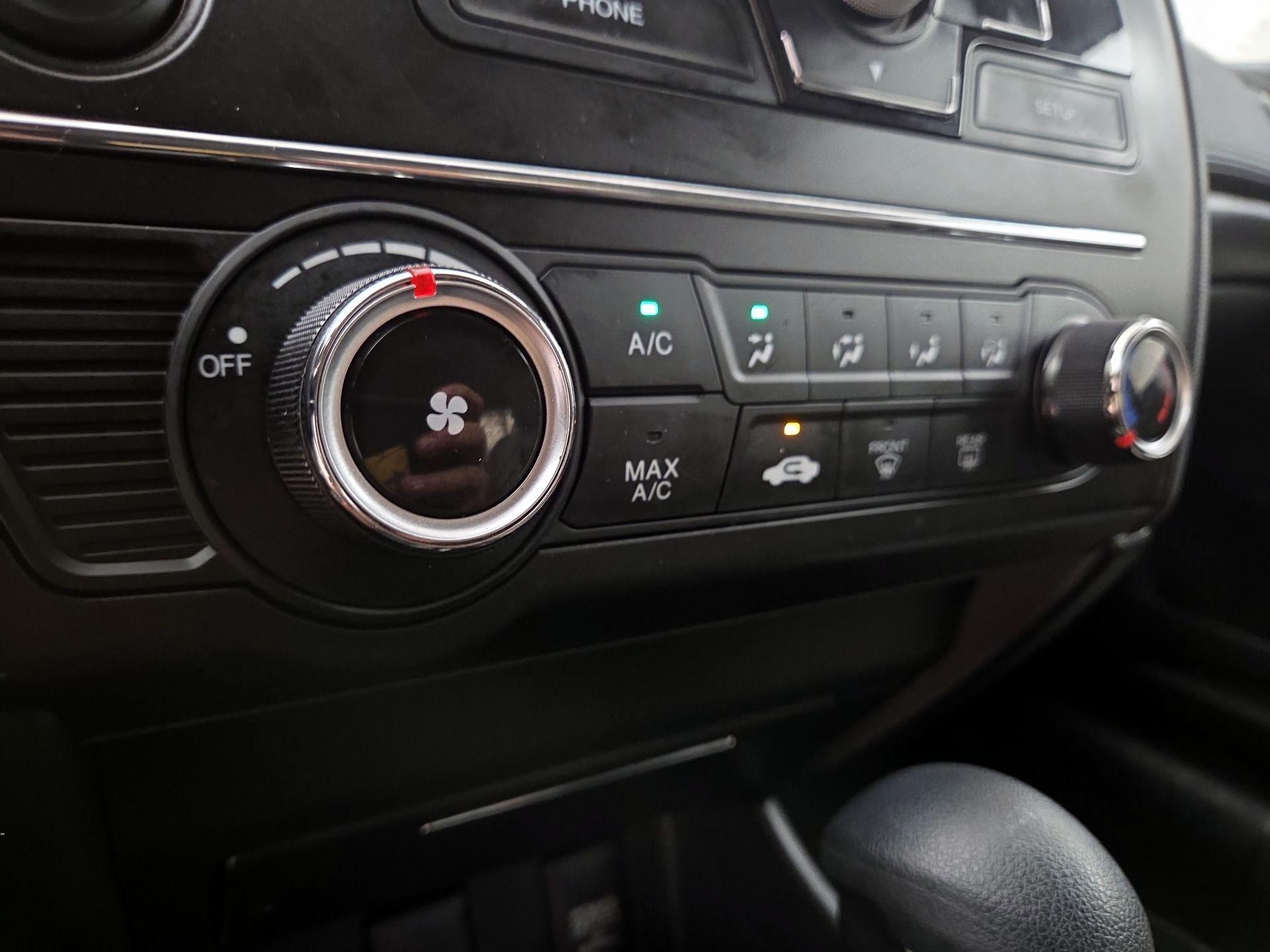 Thumbnail: 2015 Honda Civic - 16