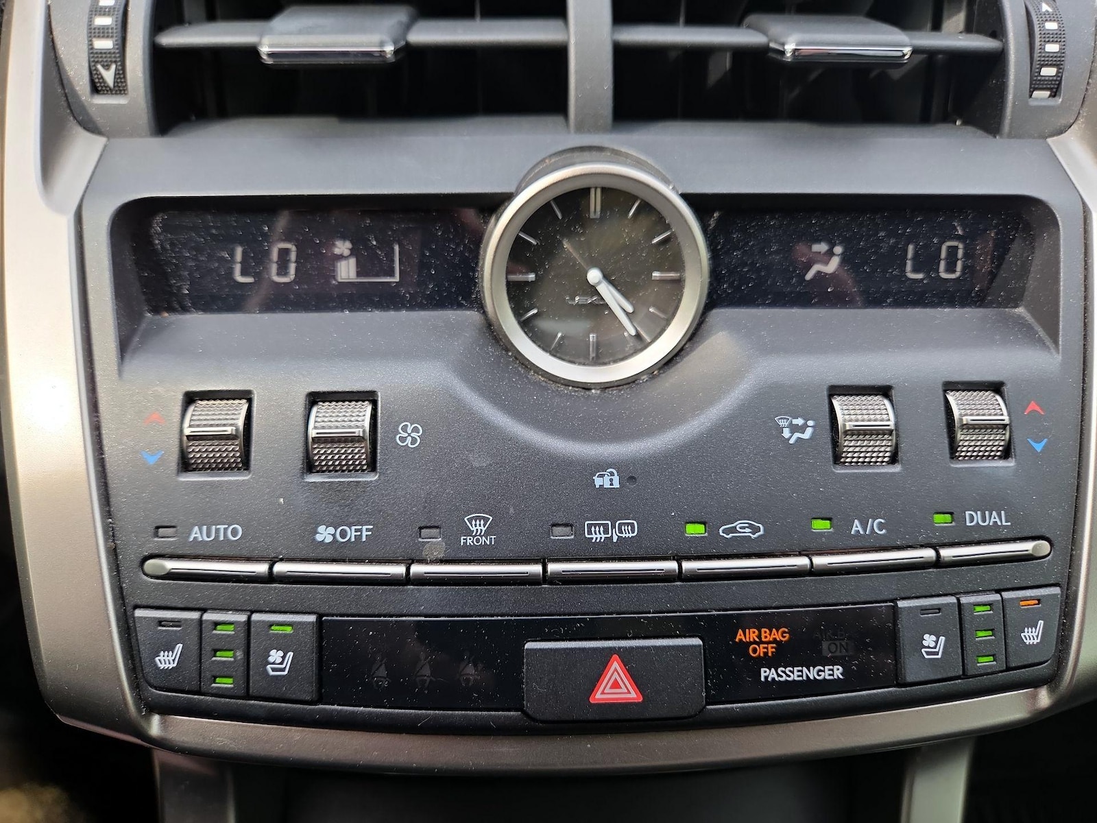 2020 Lexus NX 300 - Photo 18