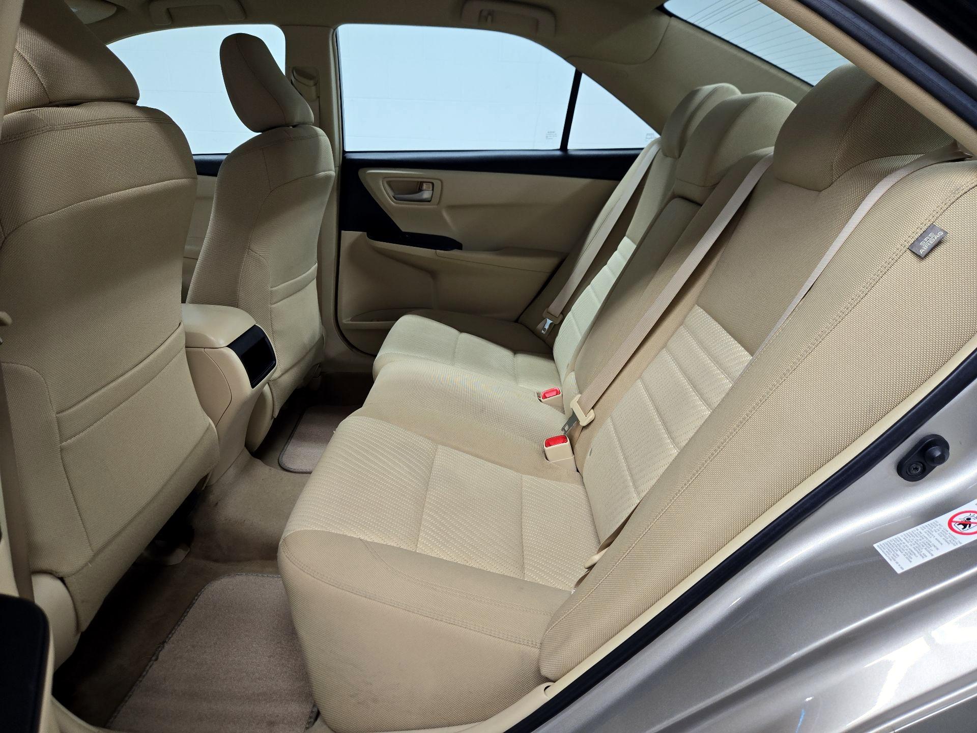 Thumbnail: 2016 Toyota Camry - 19