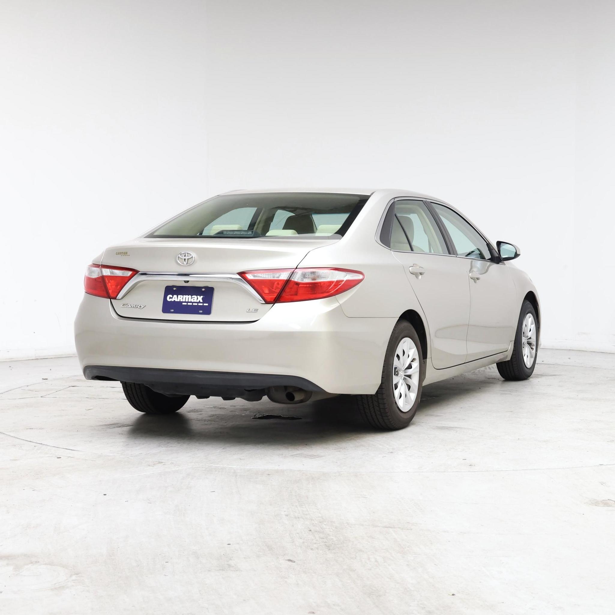 Thumbnail: 2016 Toyota Camry - 8
