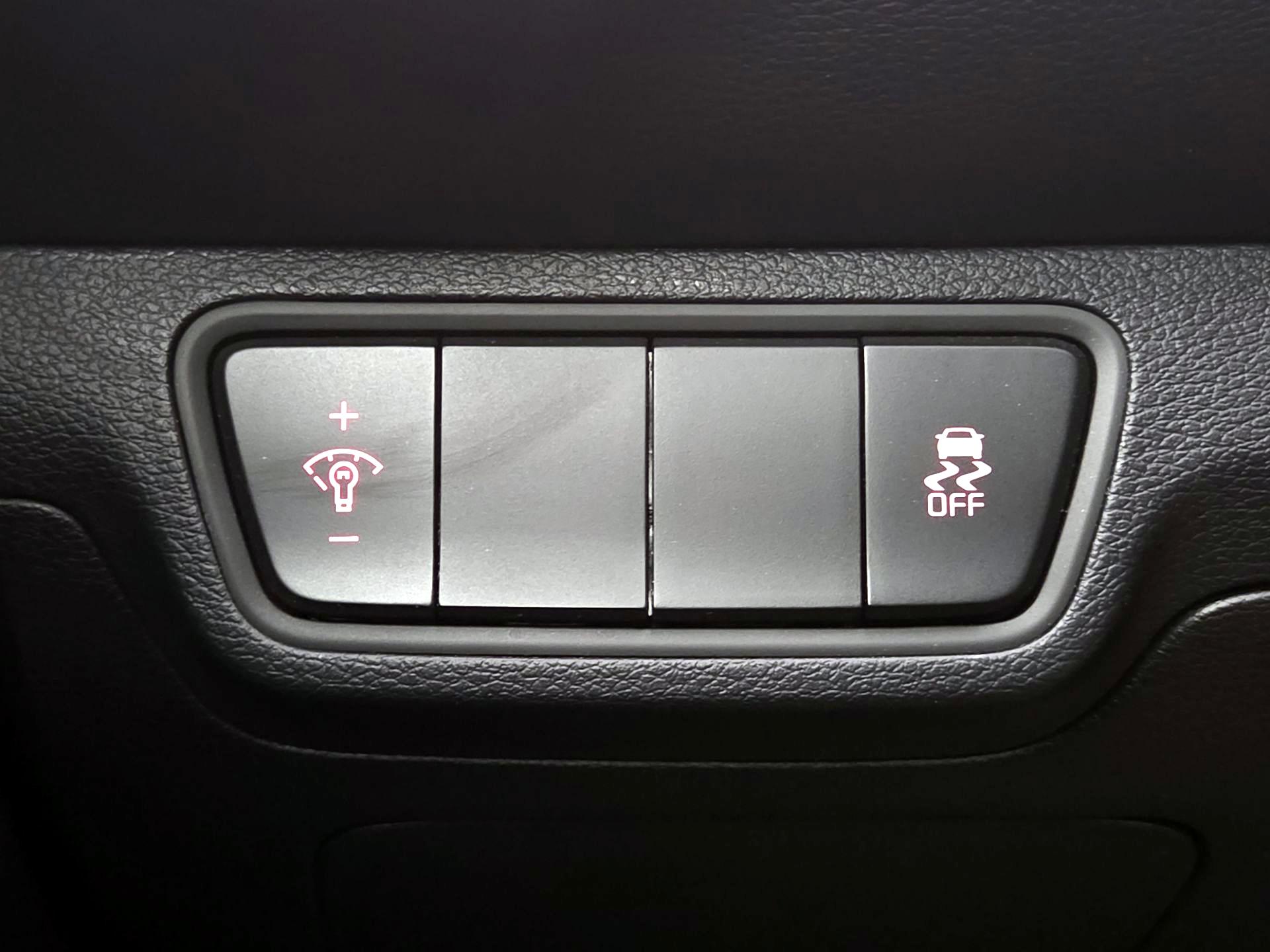 Thumbnail: 2024 Kia Forte - 13