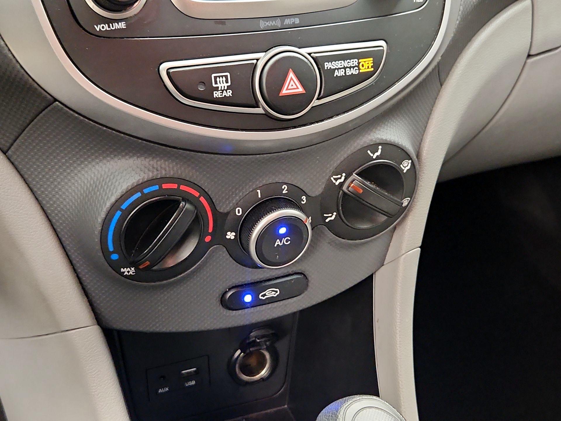 Thumbnail: 2017 Hyundai Accent - 15