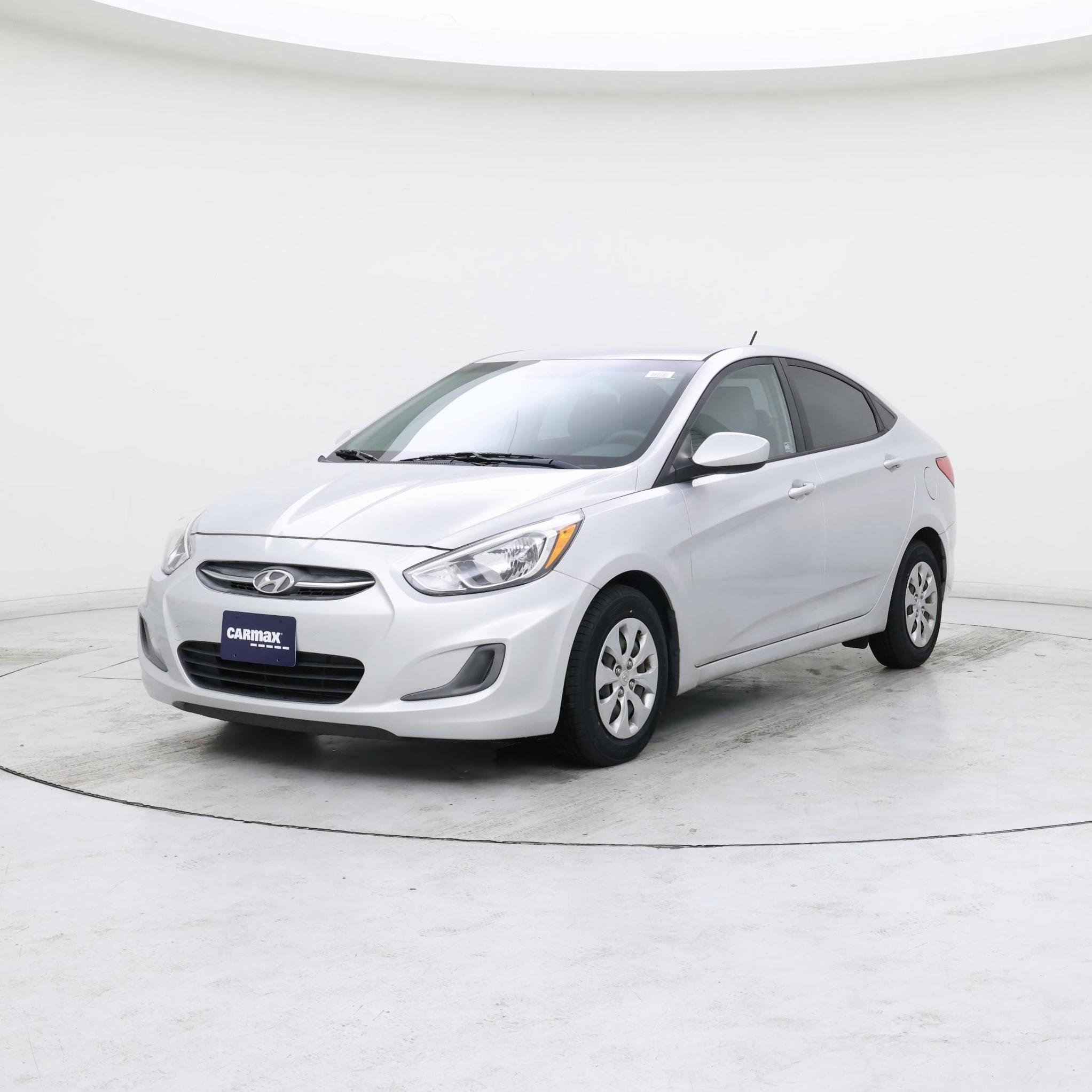 Thumbnail: 2017 Hyundai Accent - 4