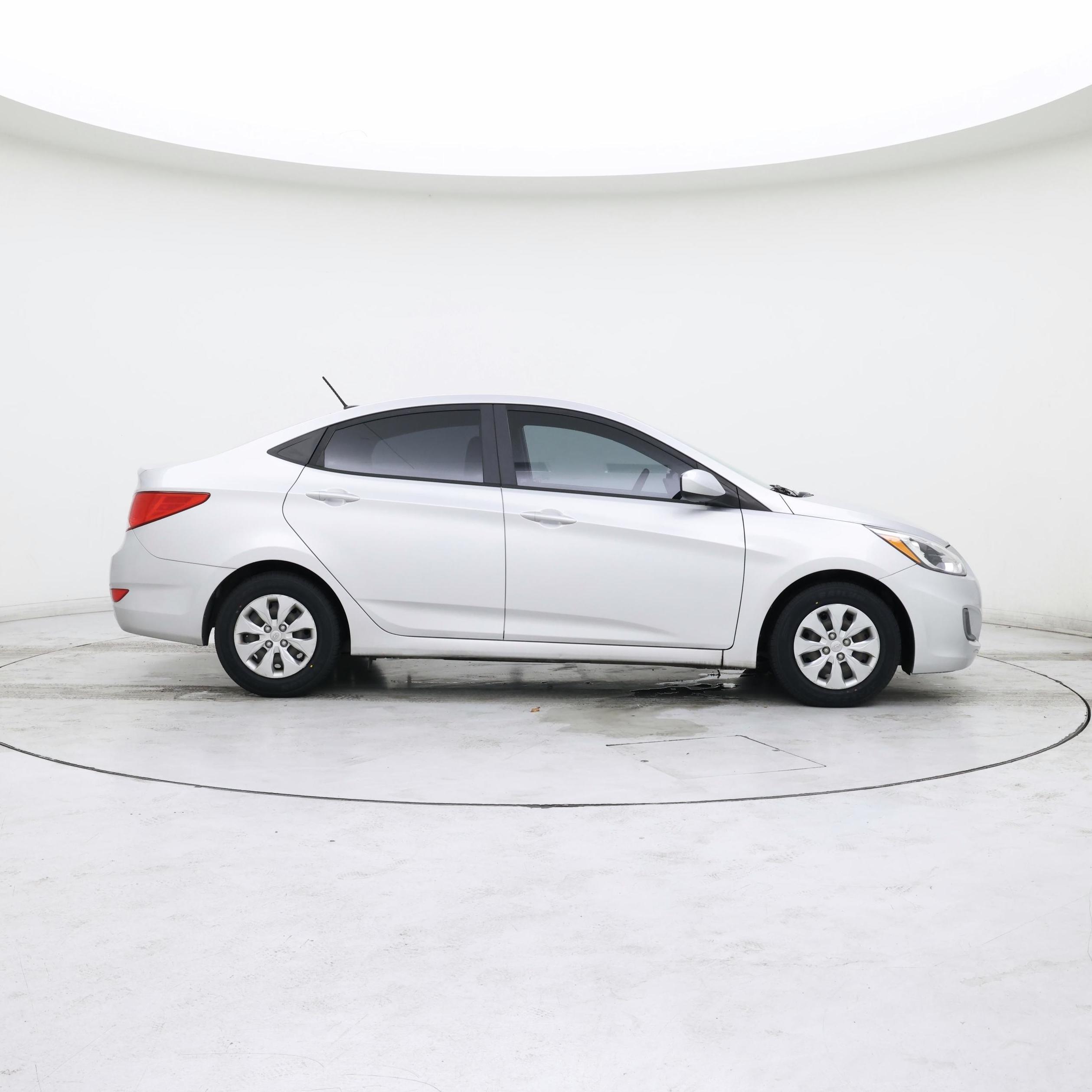 Thumbnail: 2017 Hyundai Accent - 7