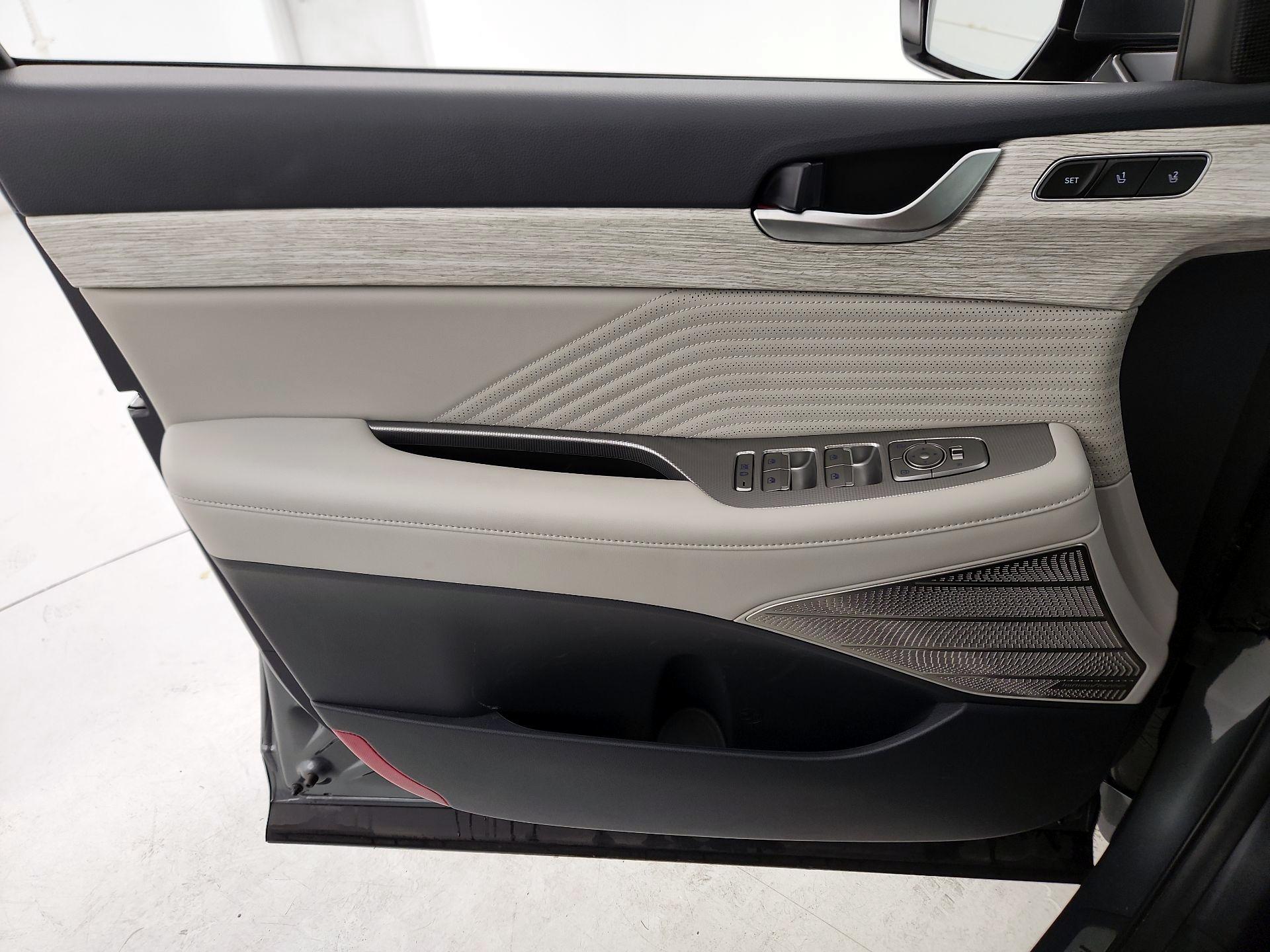 Thumbnail: 2025 Hyundai Palisade - 12