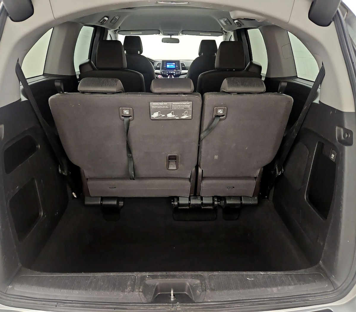 Trunk/Cargo (Seats Up)