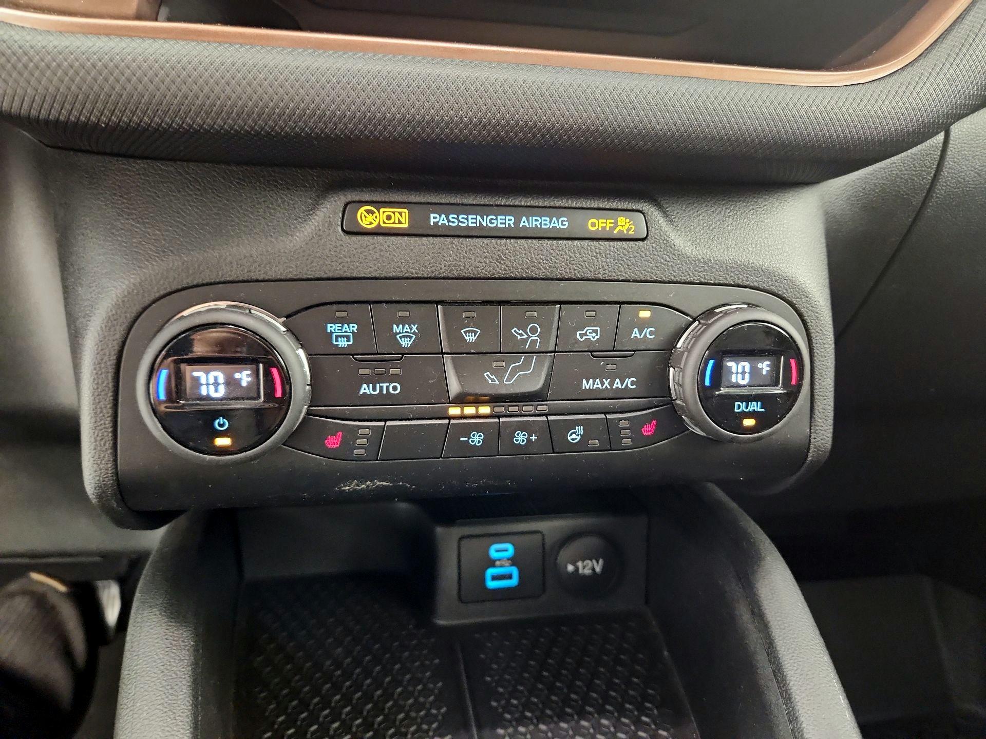 Thumbnail: 2021 Ford Bronco Sport - 15