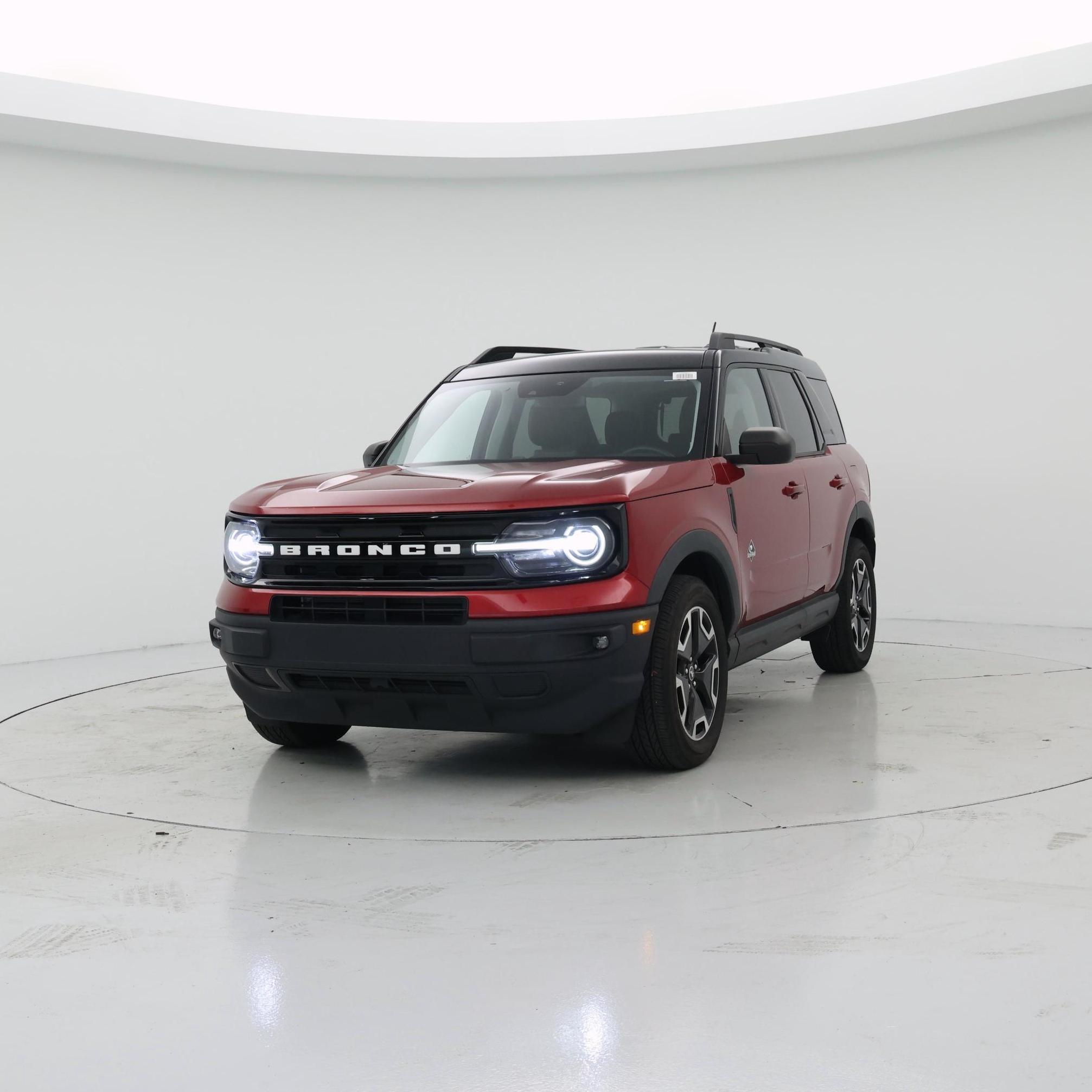 Thumbnail: 2021 Ford Bronco Sport - 4