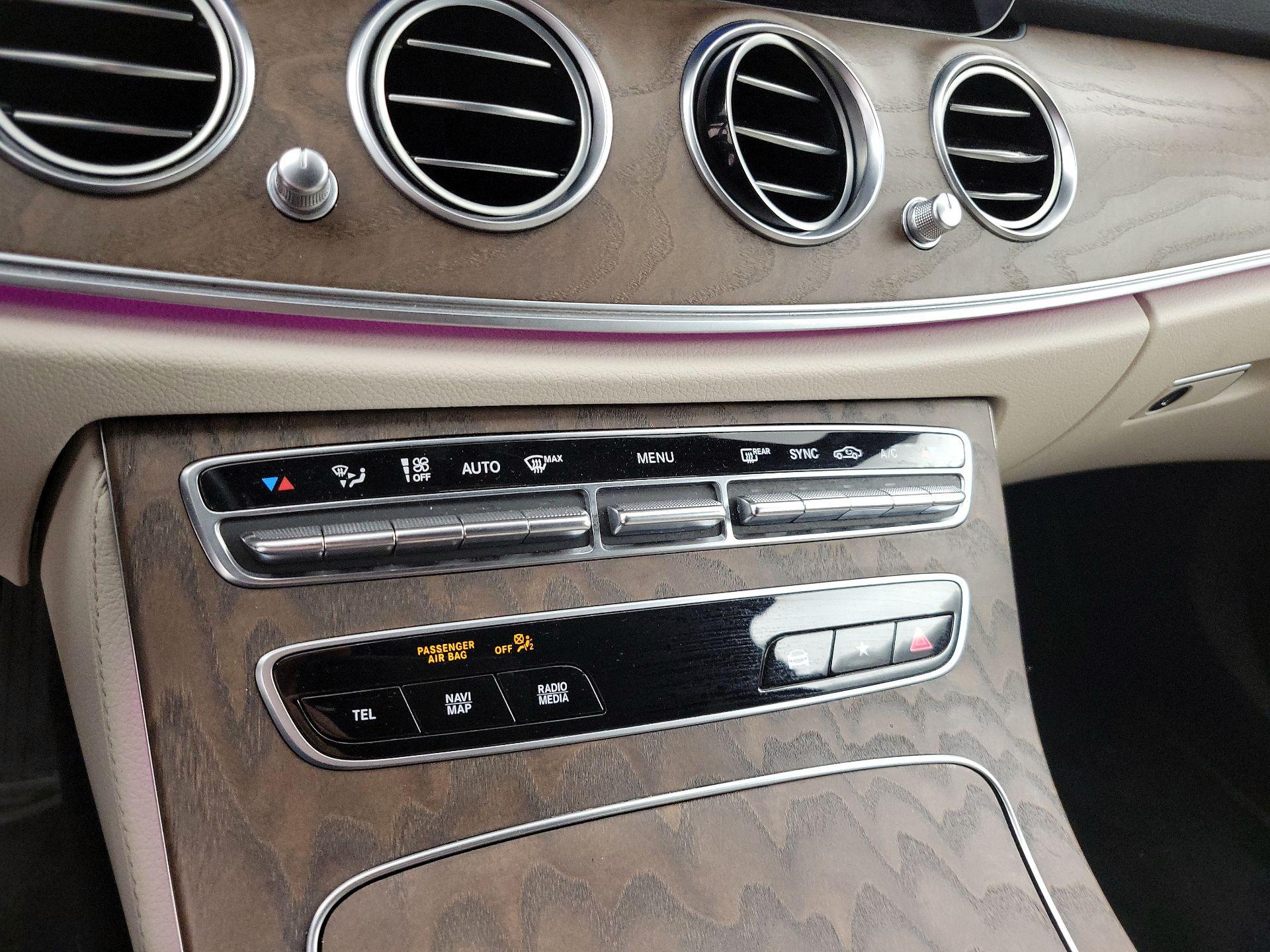 Thumbnail: 2022 Mercedes-Benz E-Class - 17